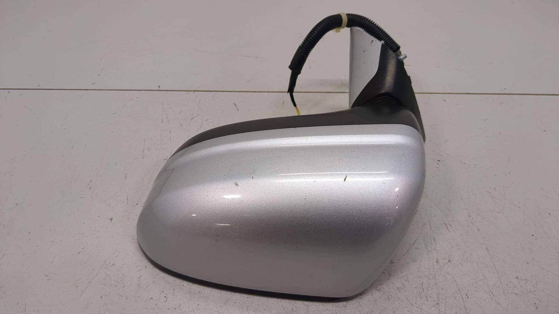 Зеркало левое электрическое