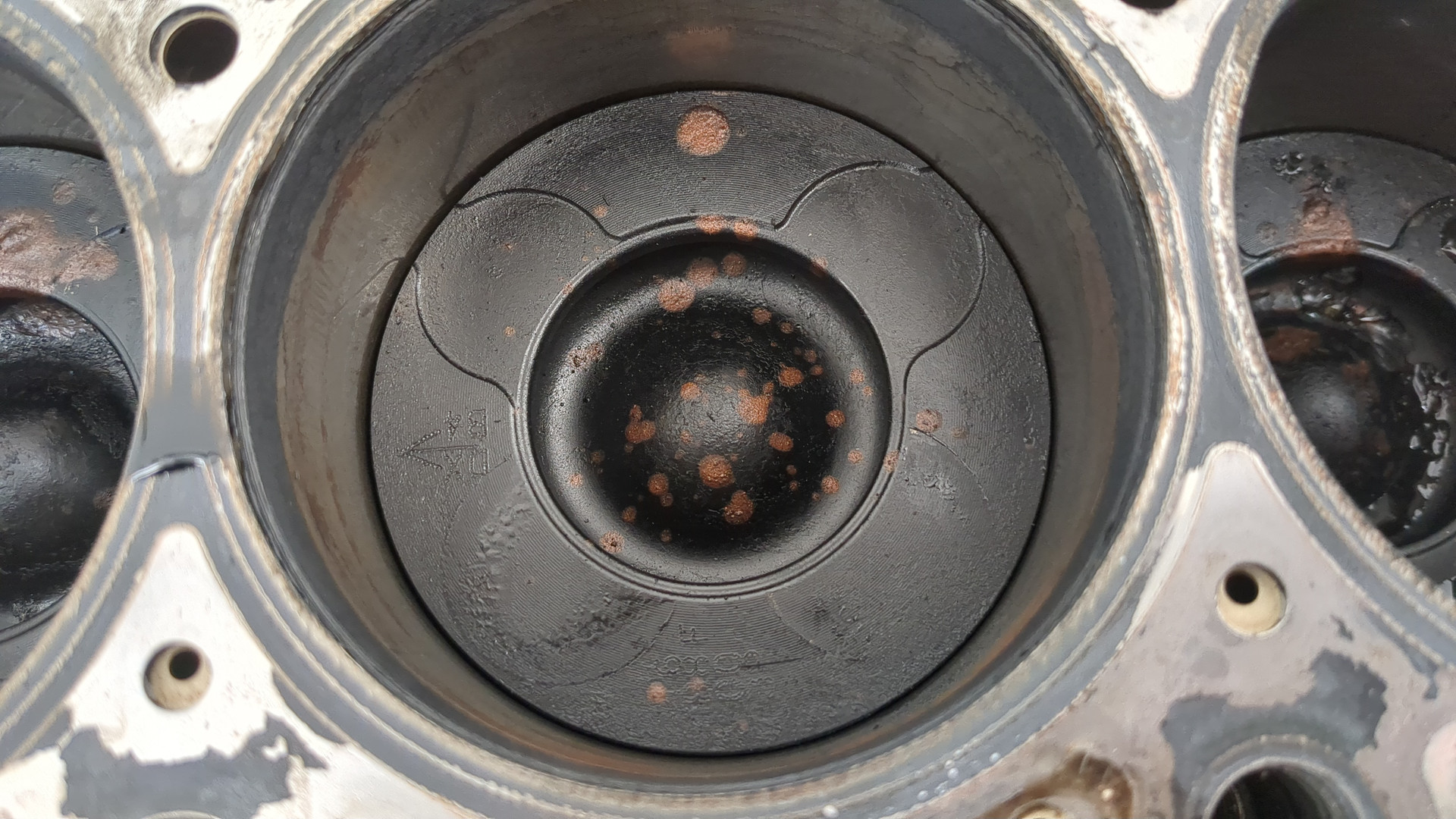 Блок двигателя