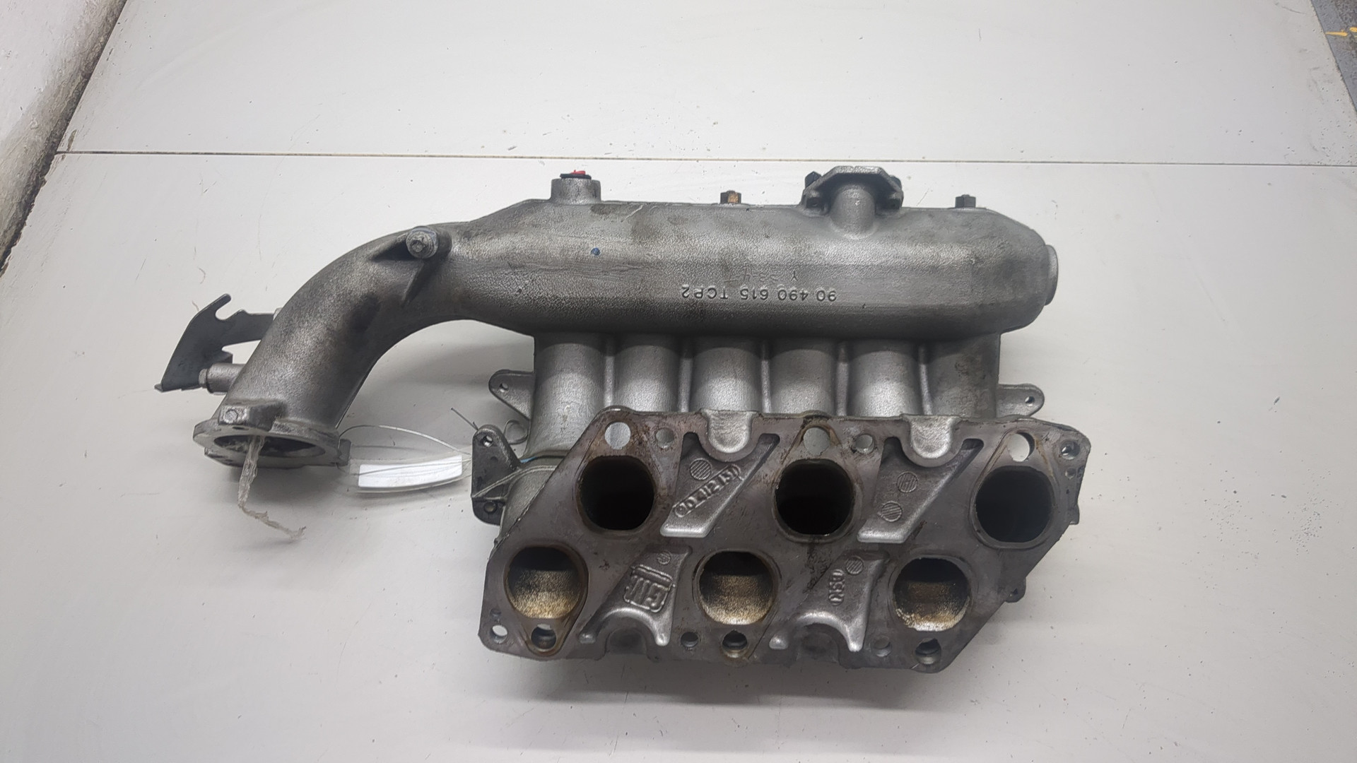 Коллектор впускной