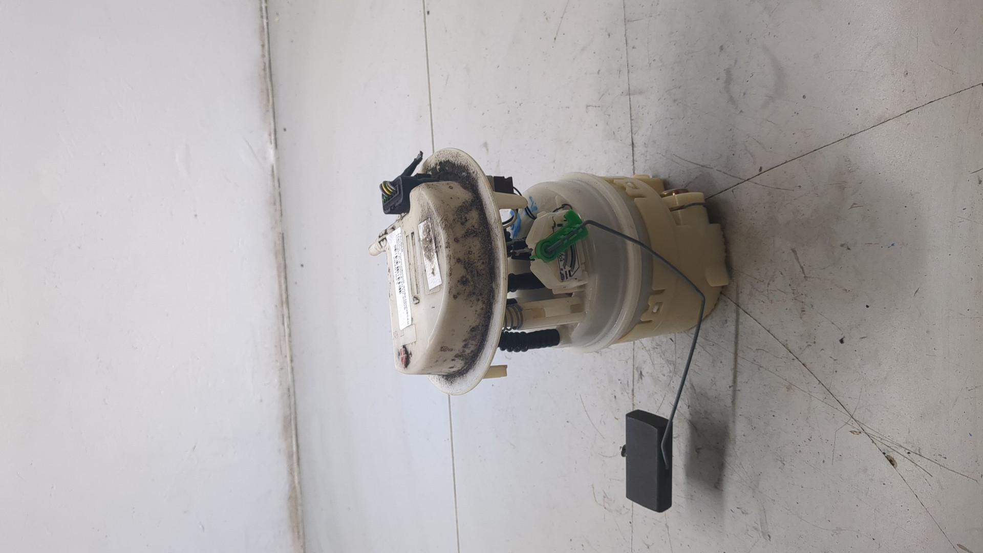 Насос топливный электрический