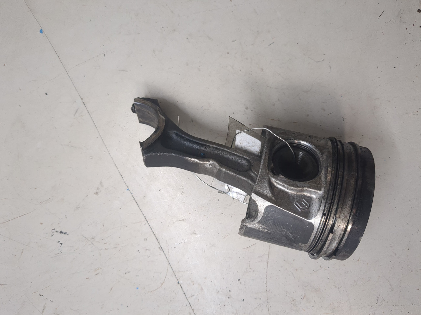 Поршень для Trafic 2014>