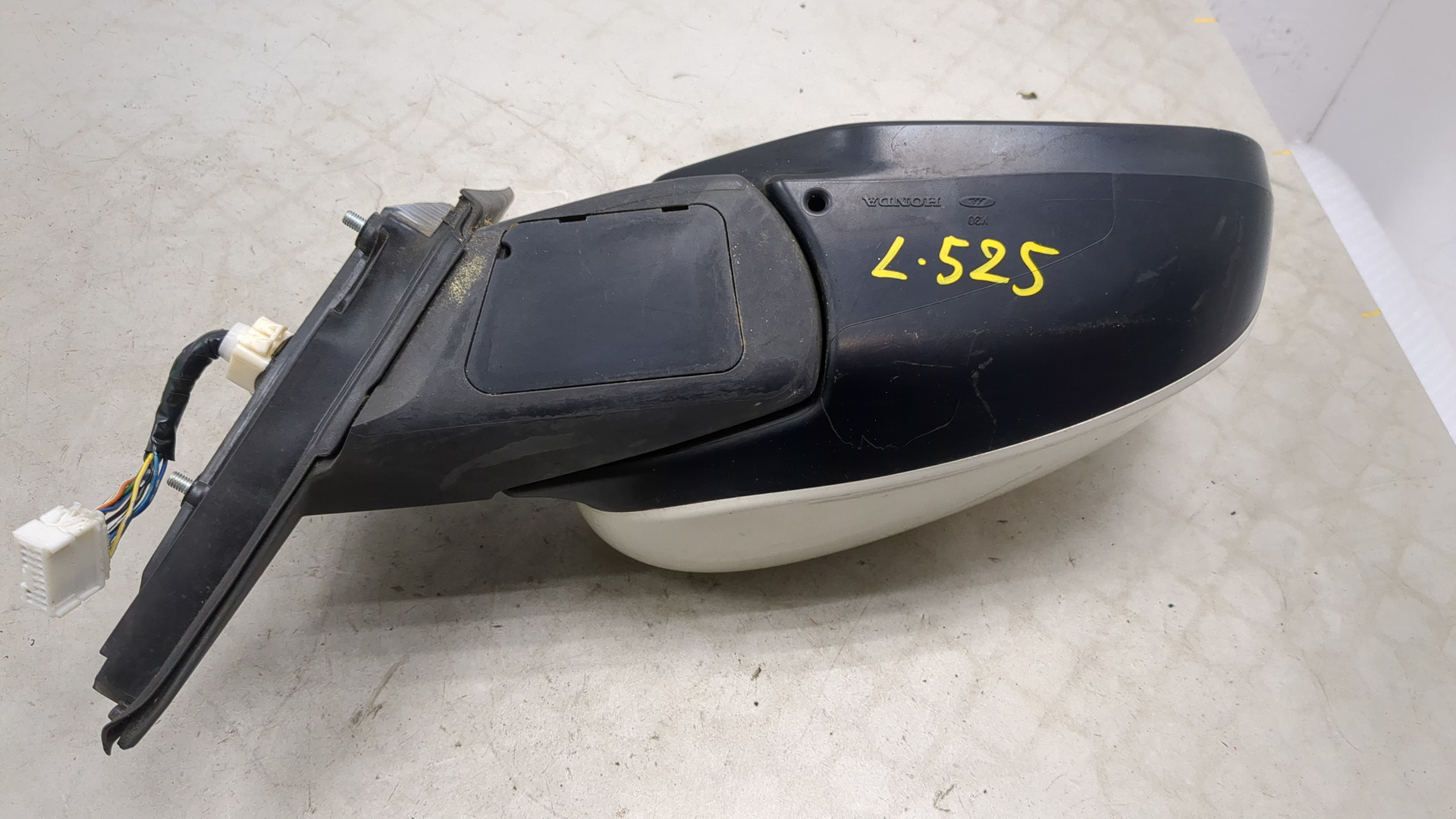 Зеркало правое электрическое