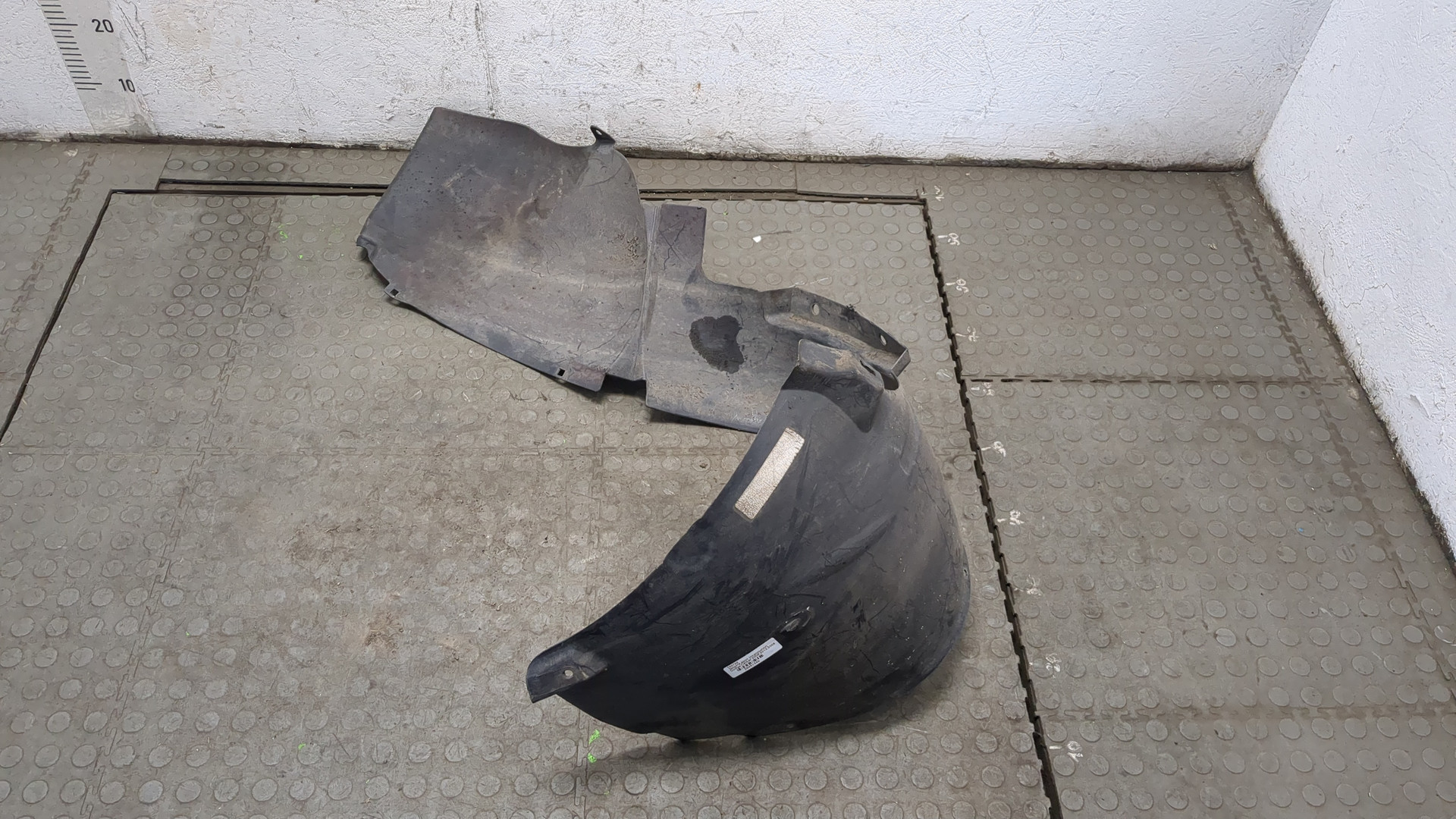 Локер передний правый