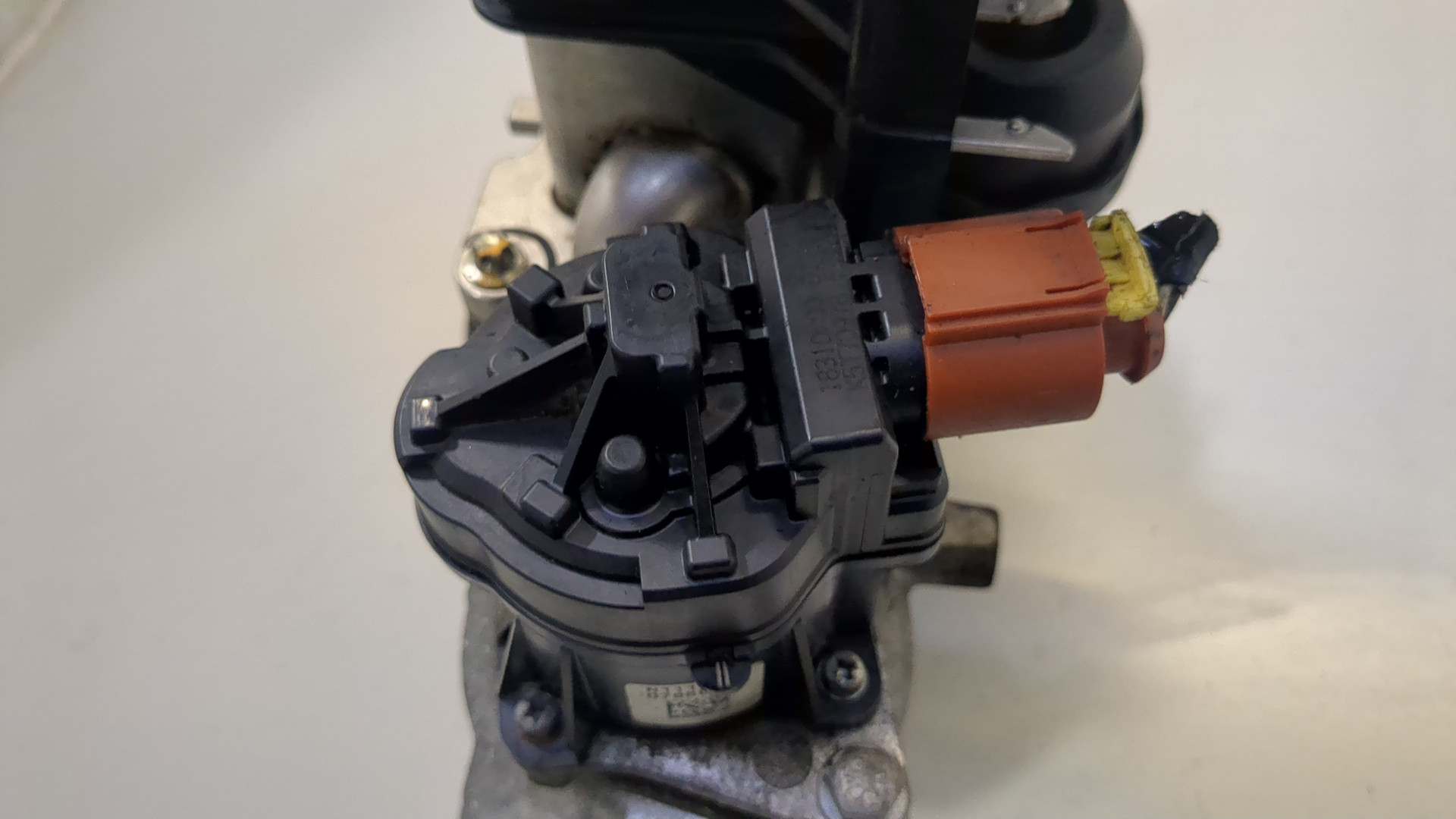 Клапан рециркуляции выхлопных газов (EGR)