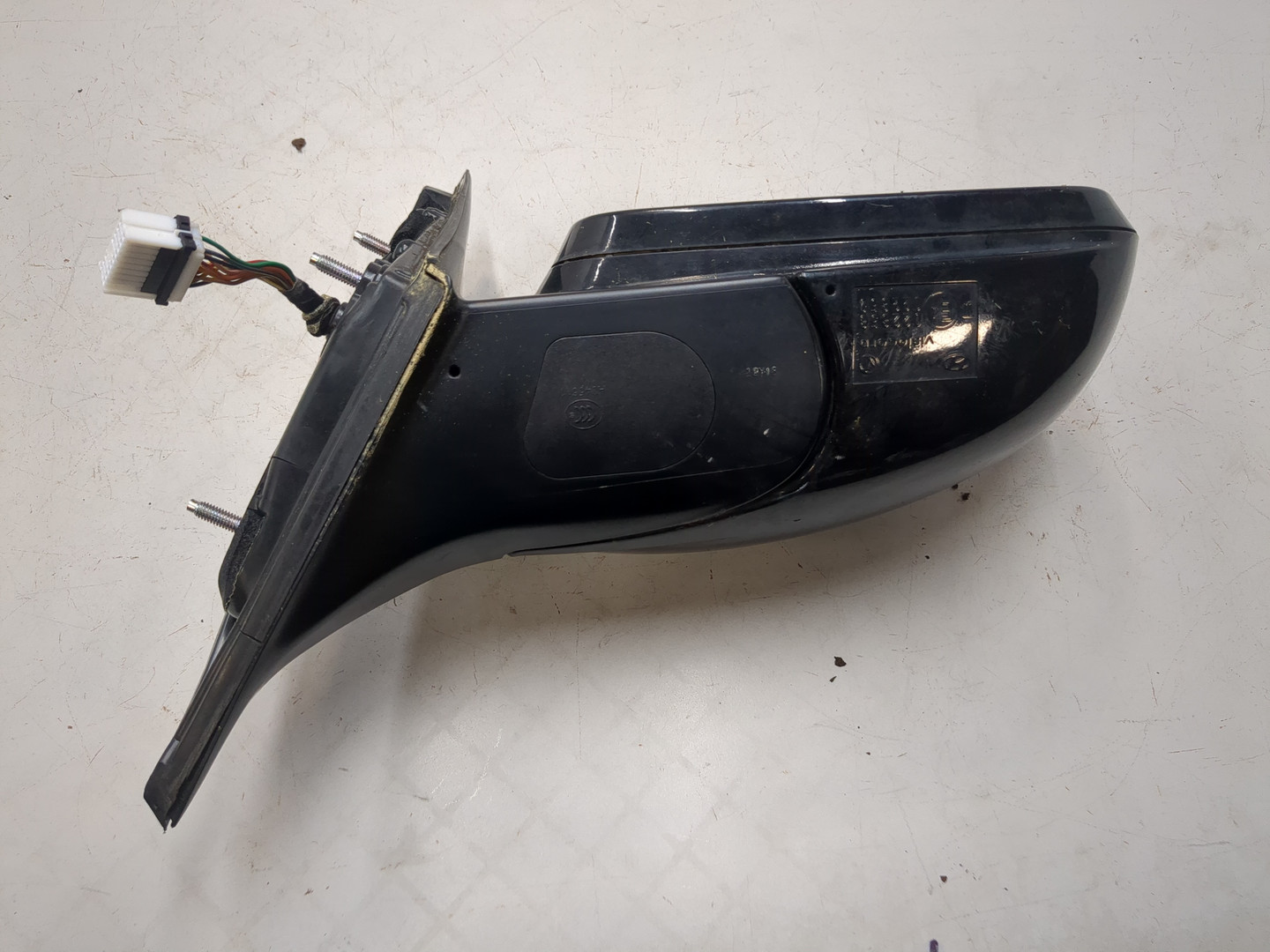 Зеркало правое электрическое