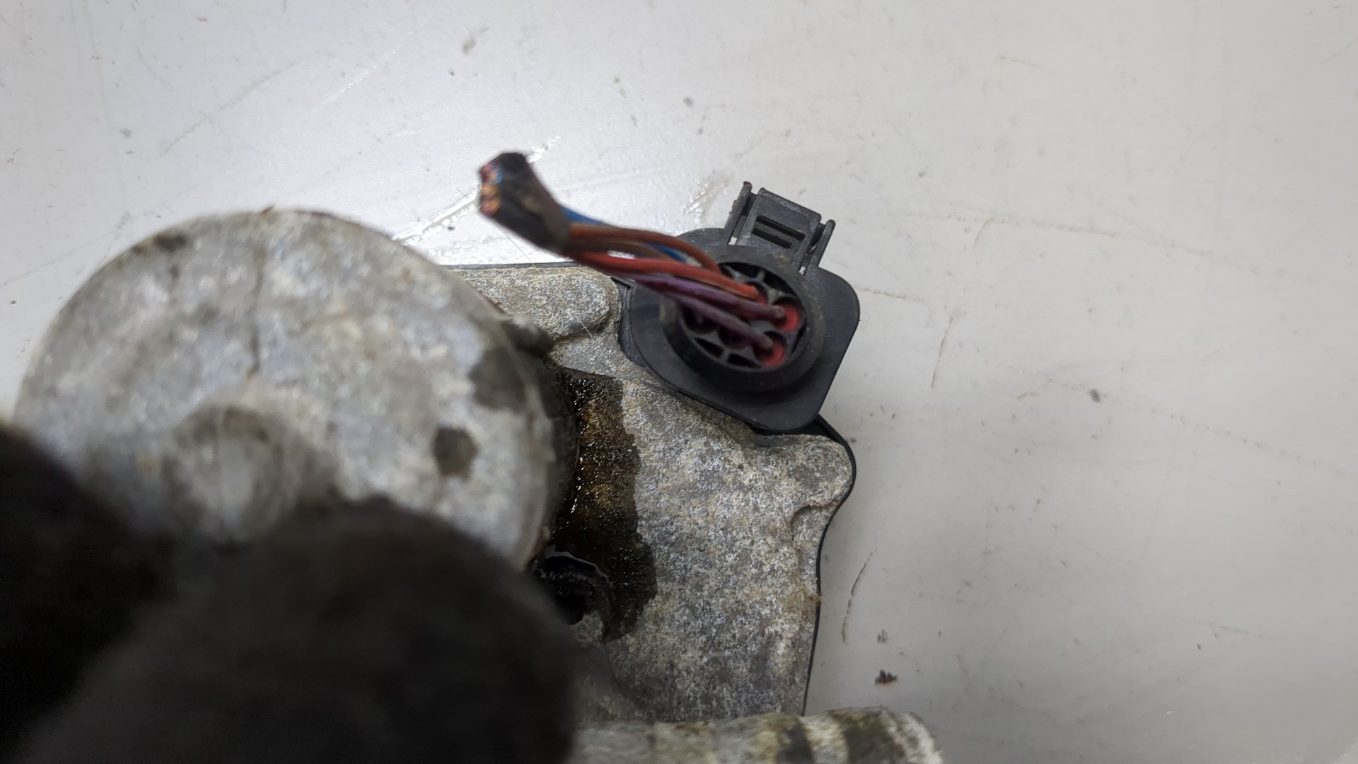 Заслонка дроссельная электрическая