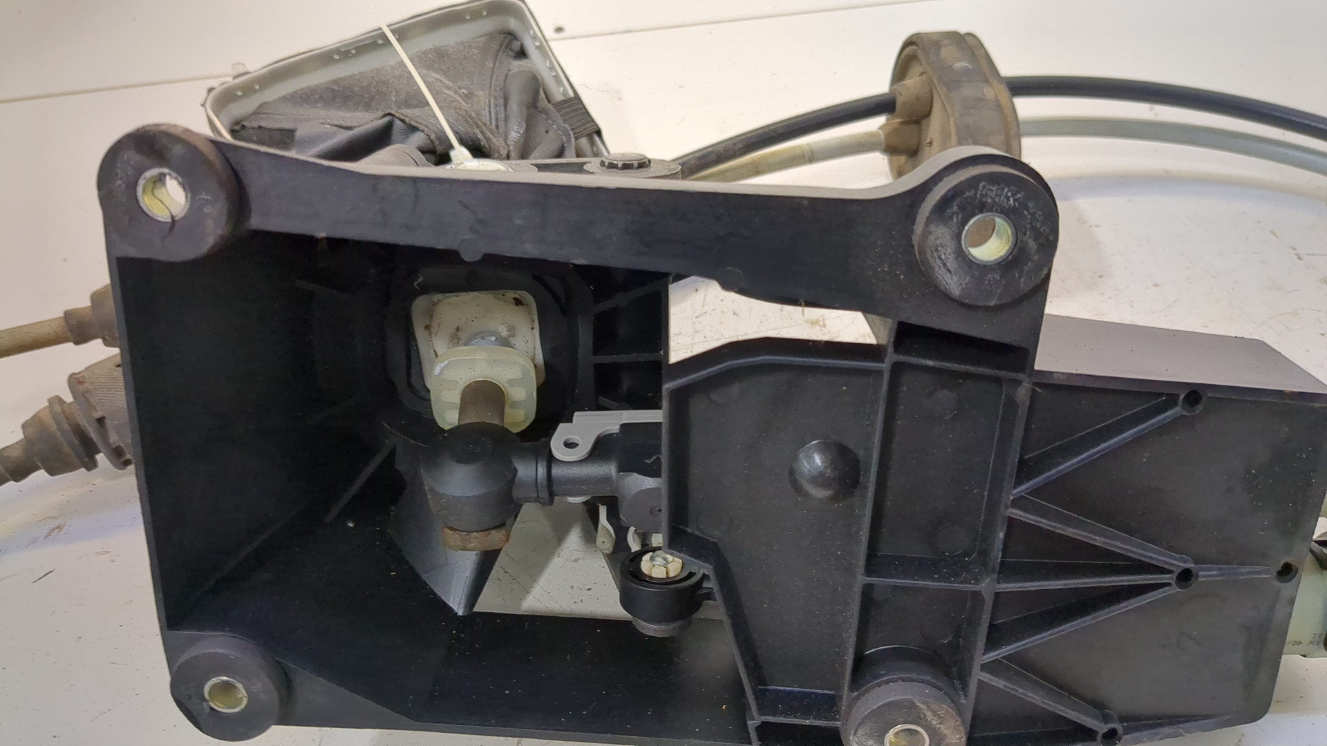 Кулиса МКПП / АКПП