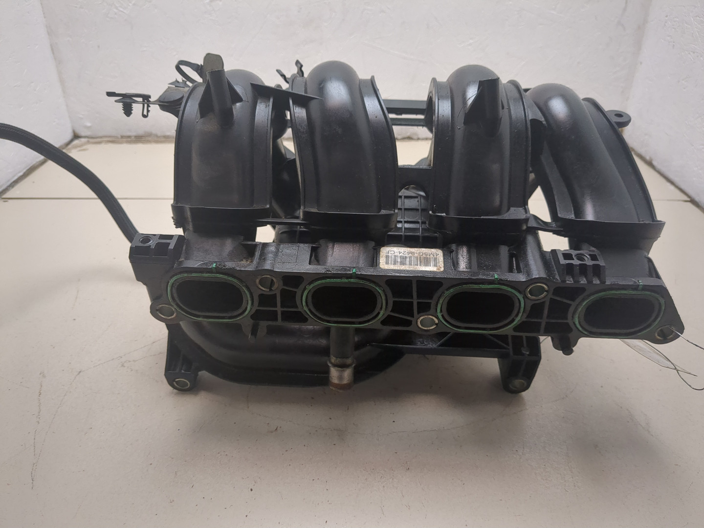 Коллектор впускной