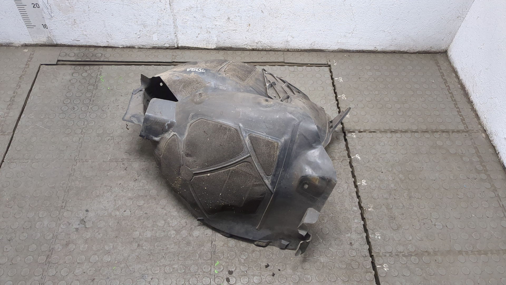 Локер передний левый