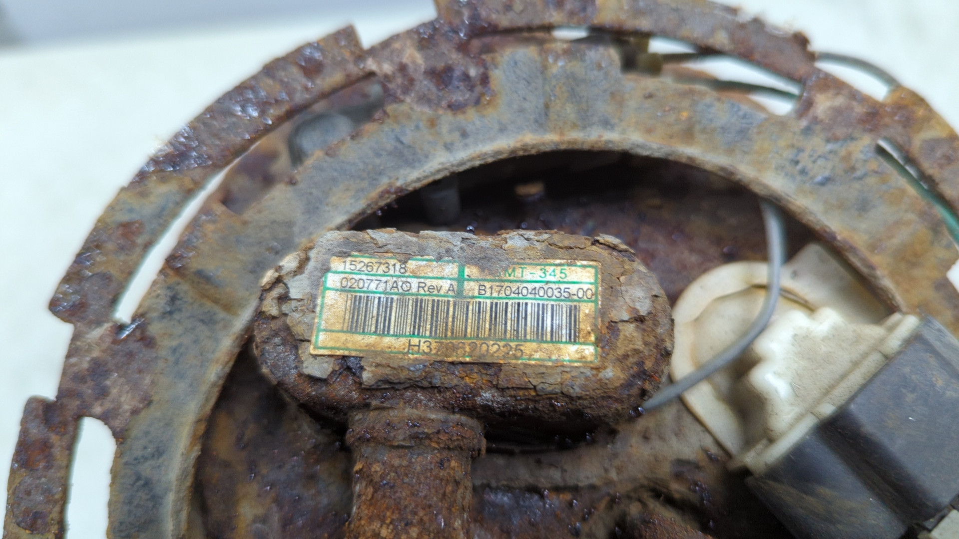 Насос топливный электрический