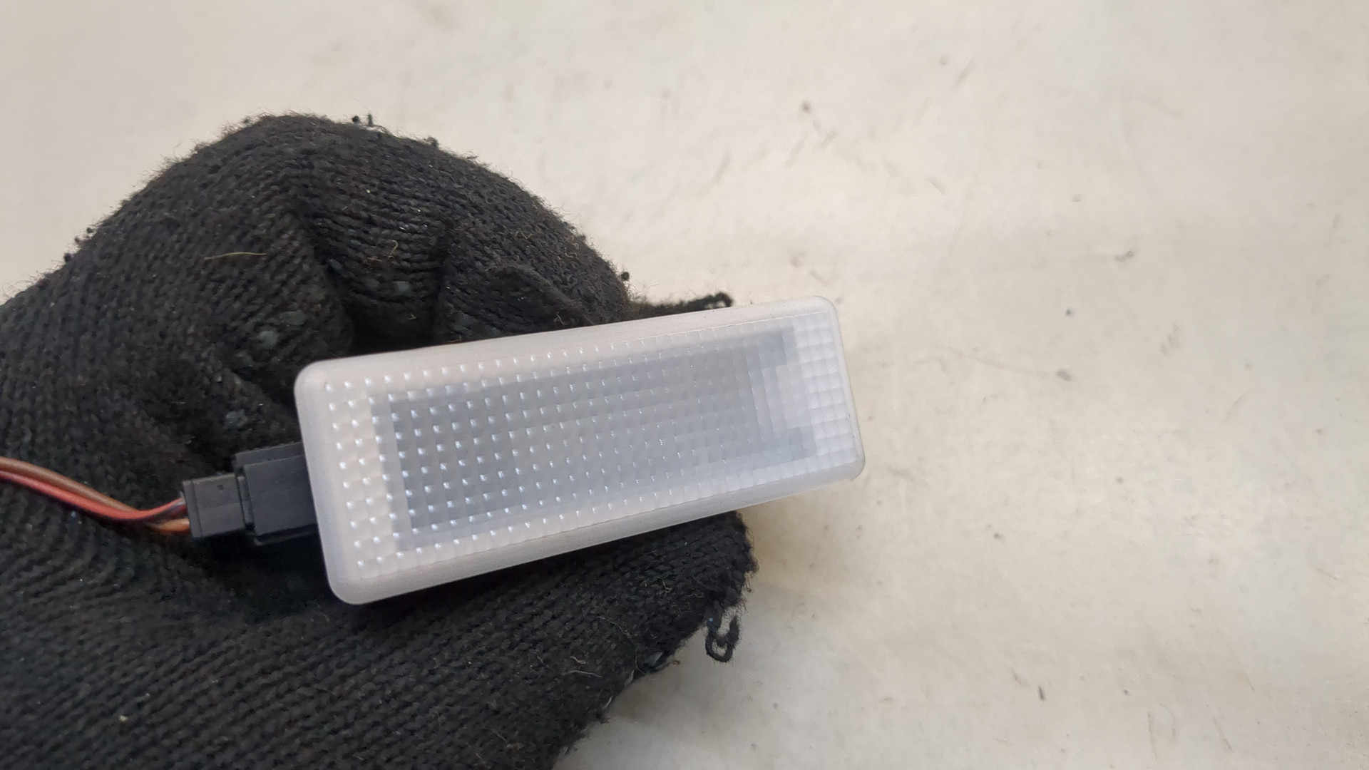 Плафон салонный