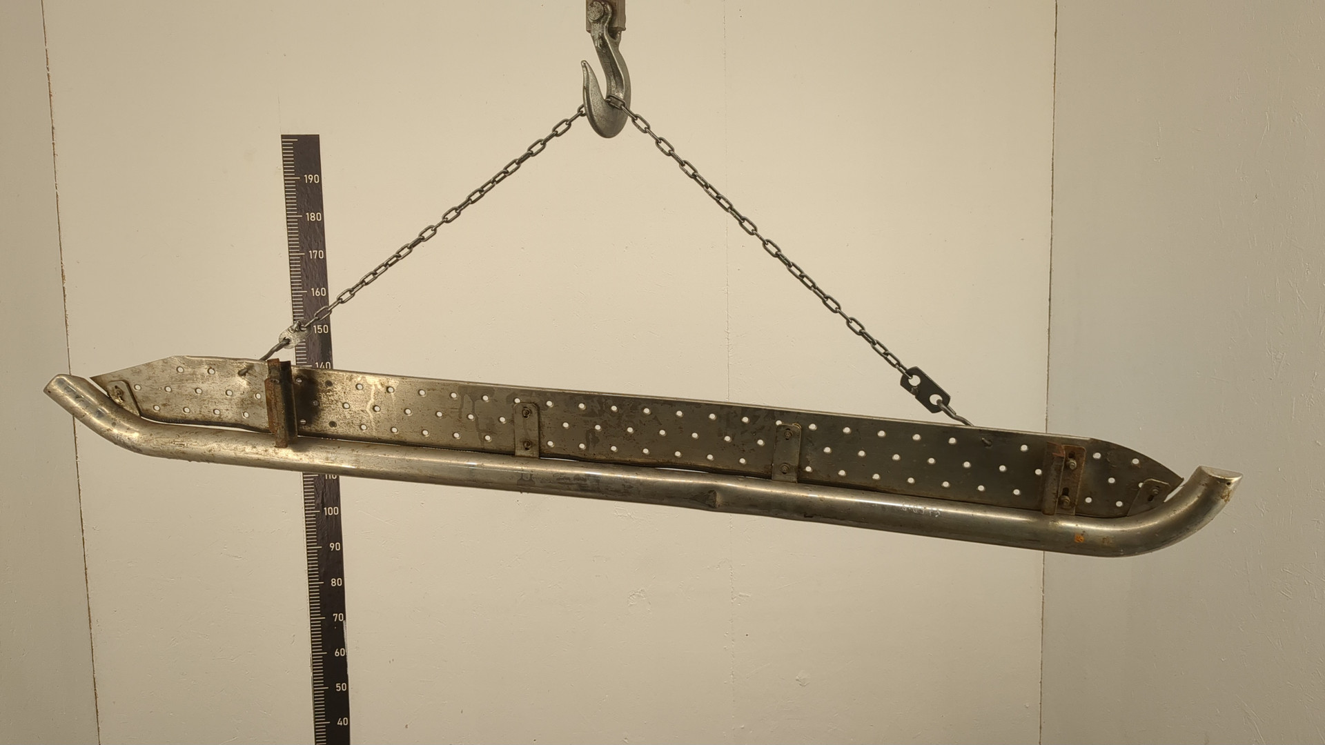 Подножка правая