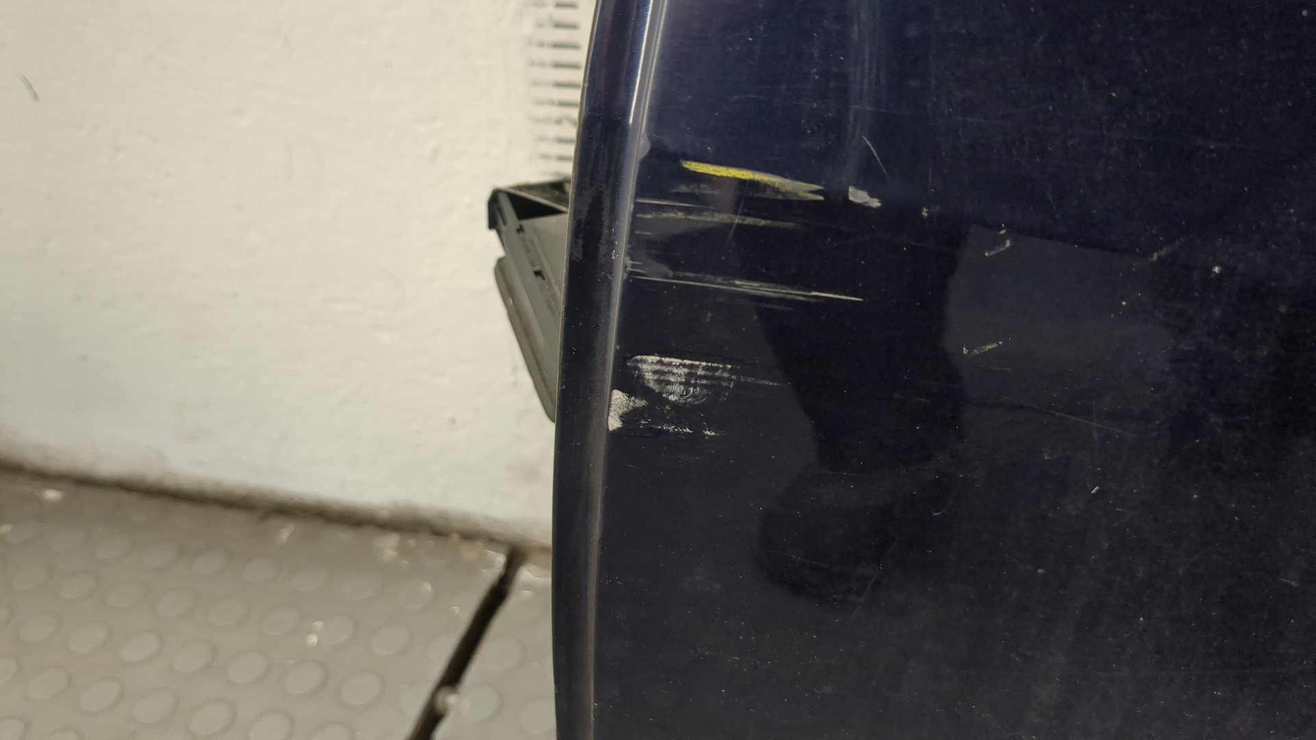 Дверь задняя левая