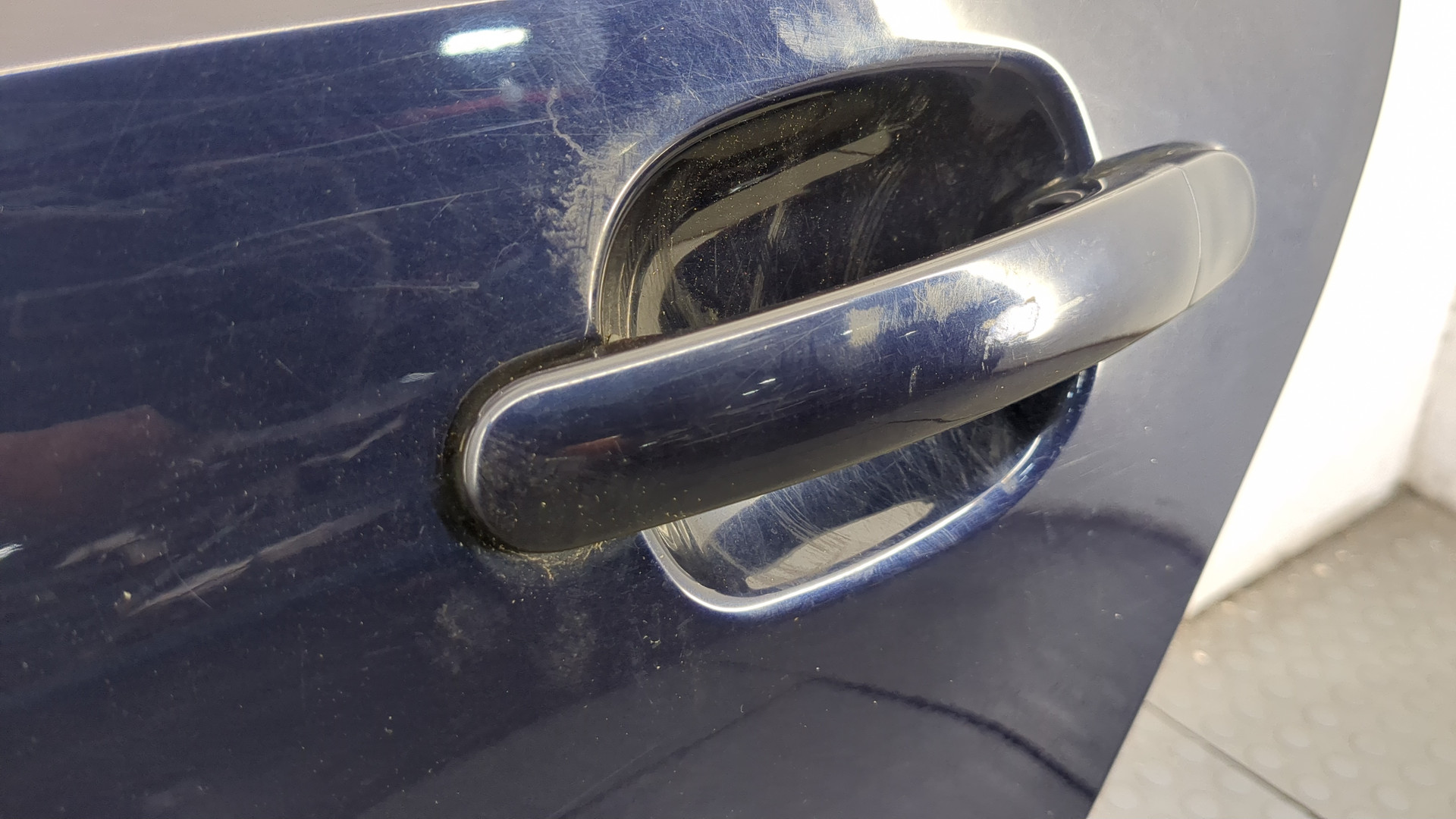 Дверь задняя левая