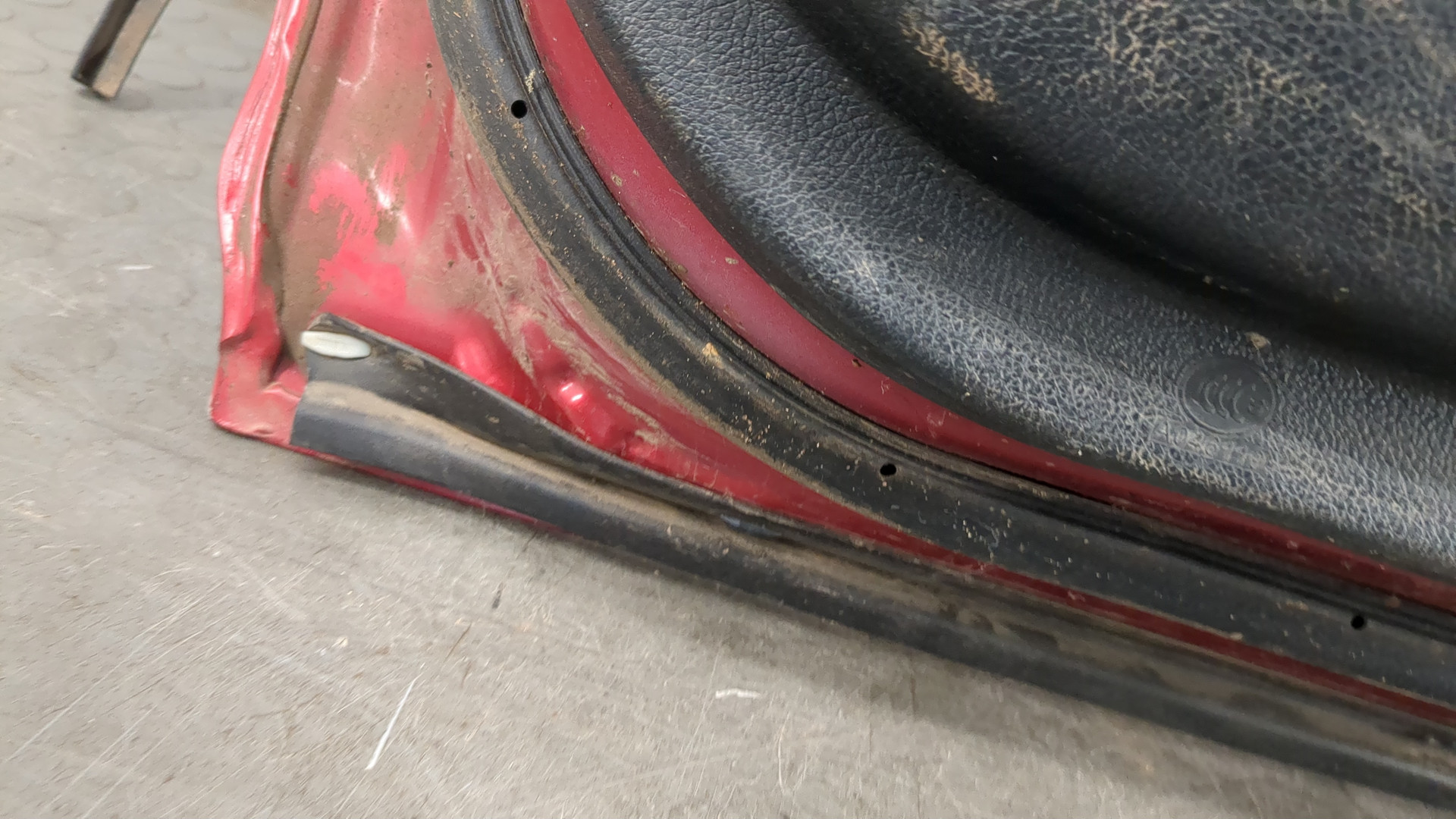 Дверь задняя правая