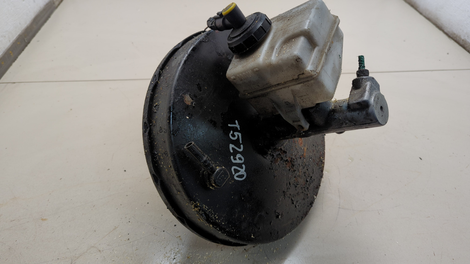 Цилиндр тормозной главный