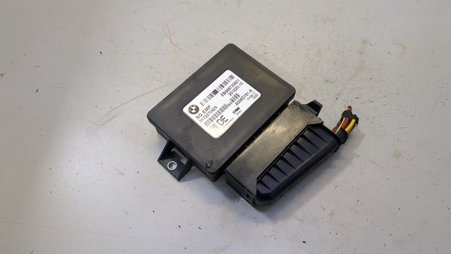 Блок управления парковочным тормозом