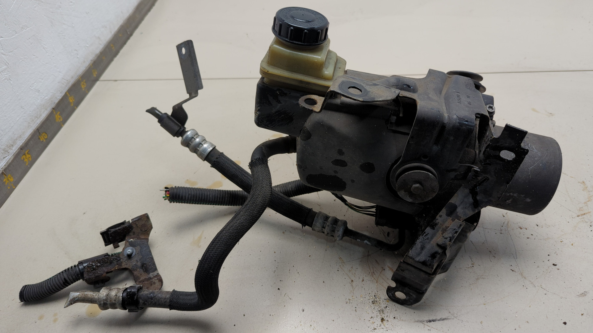 Серводвигатель рулевой рейки