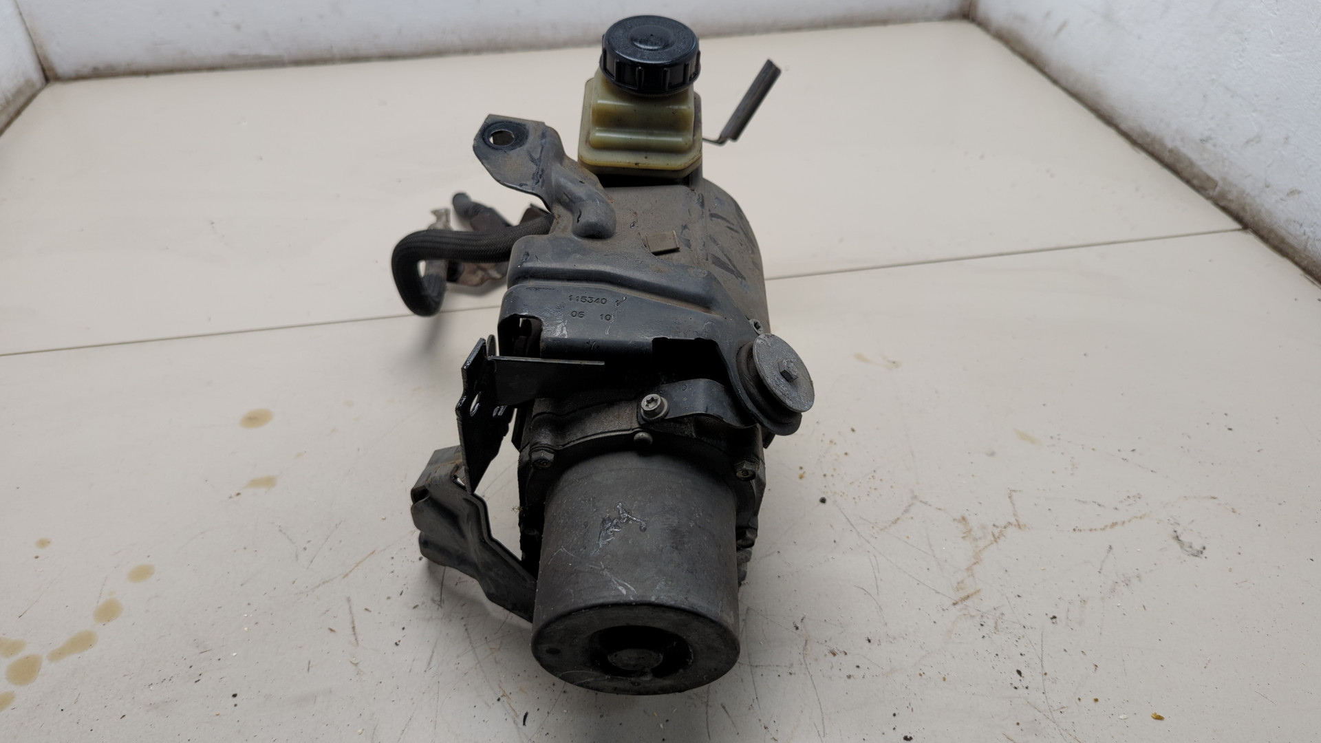 Серводвигатель рулевой рейки