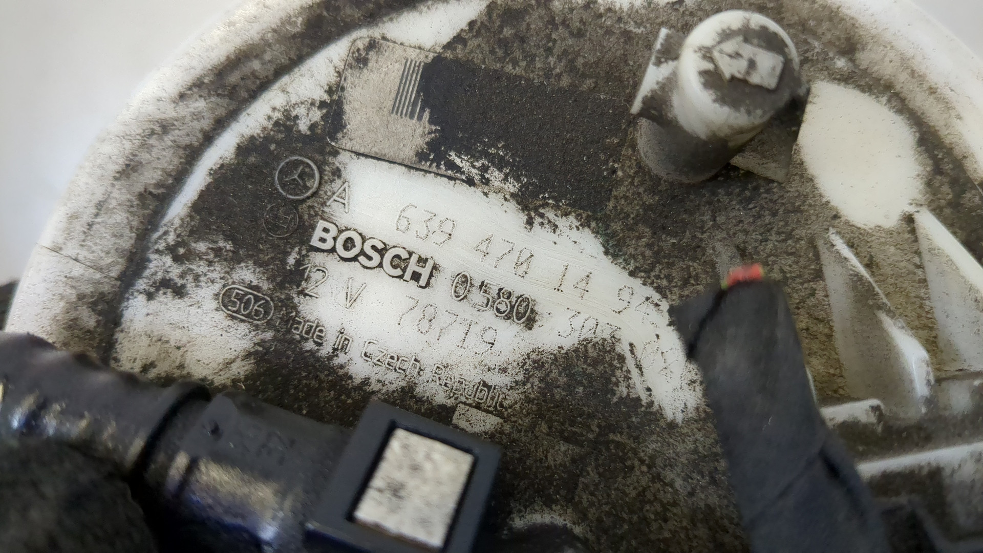 Насос топливный электрический