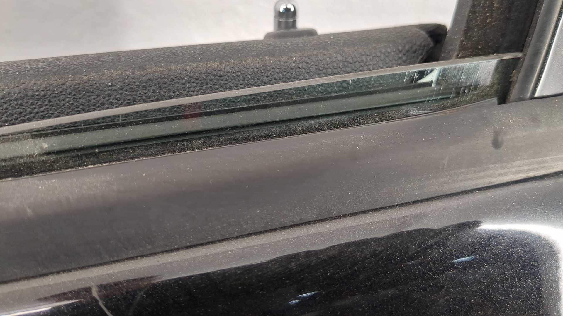 Дверь передняя левая