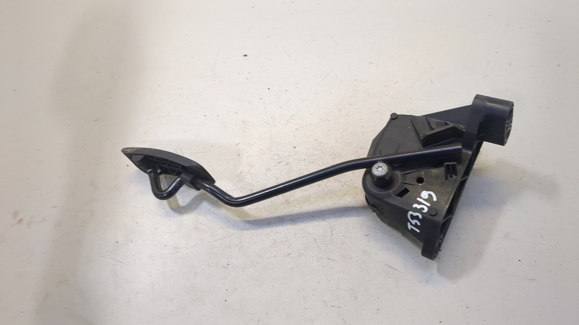 Педаль газа