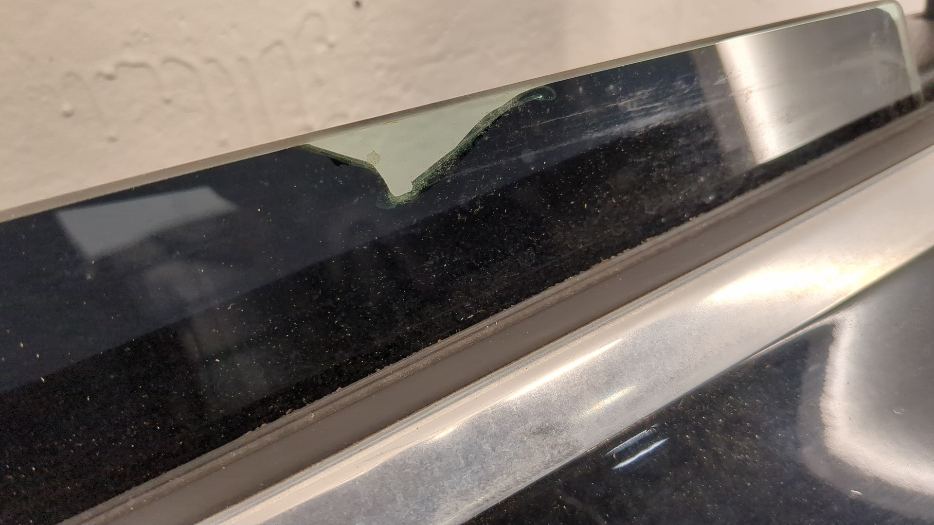 Дверь задняя левая