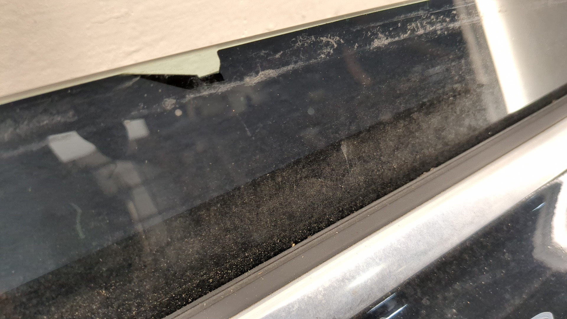 Дверь задняя левая