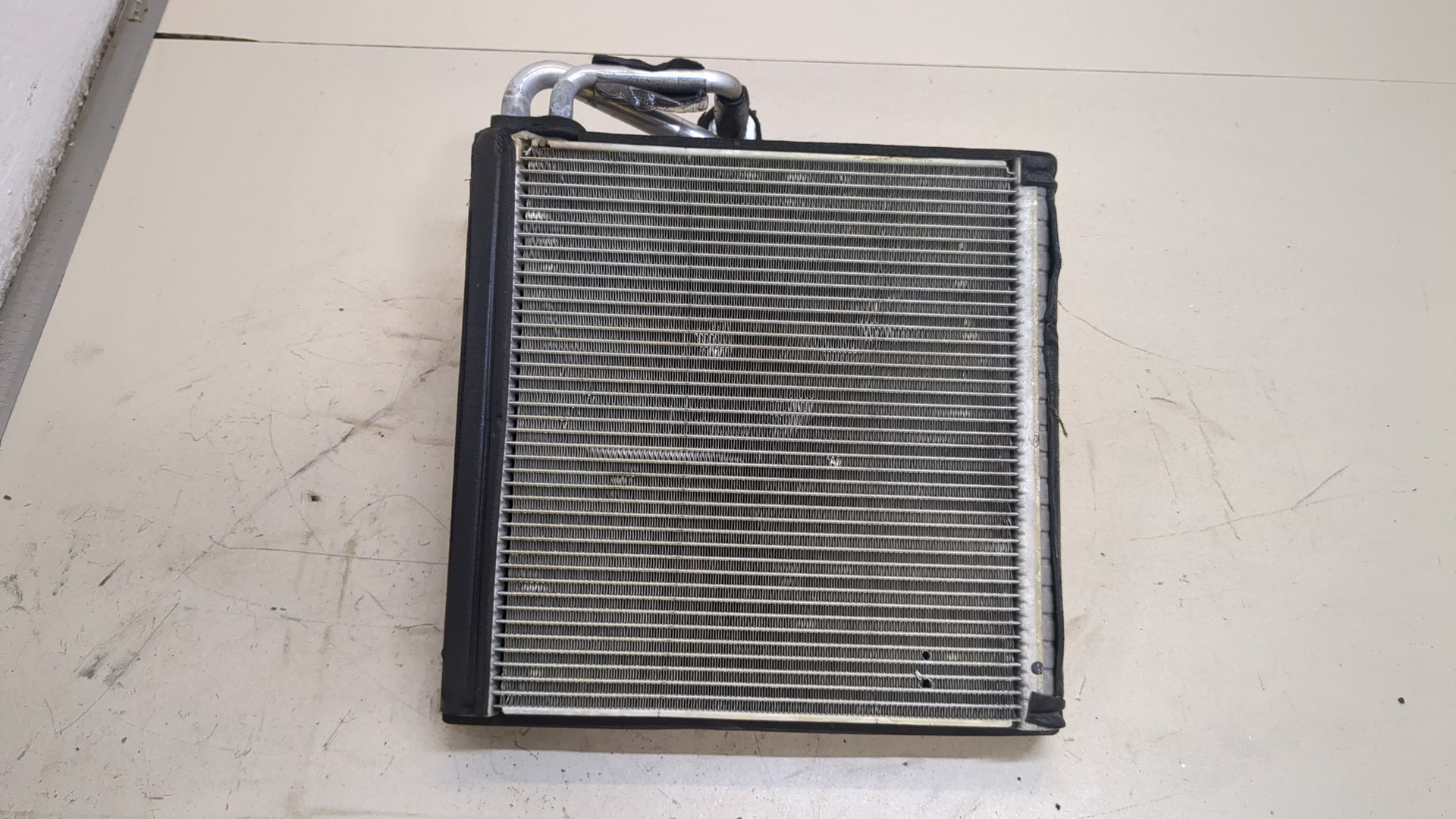 Радиатор кондиционера / конденсер