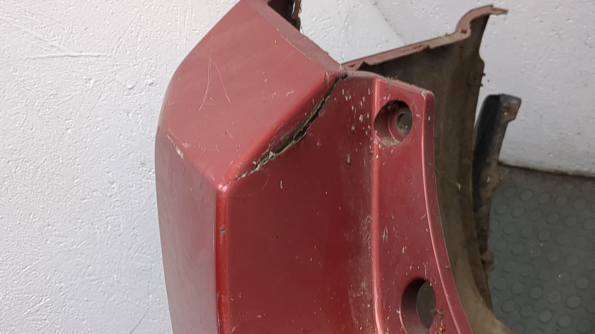 Бампер задний