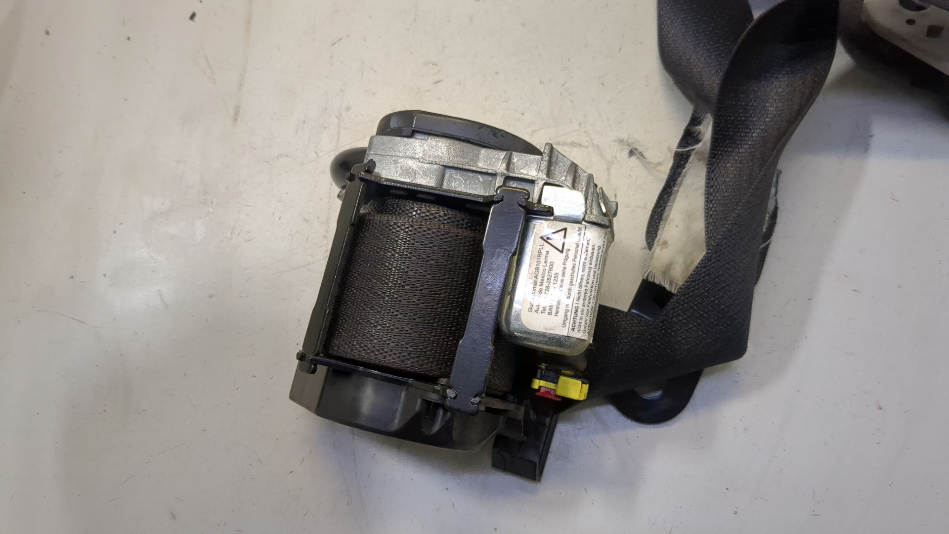 Ремень безопасности