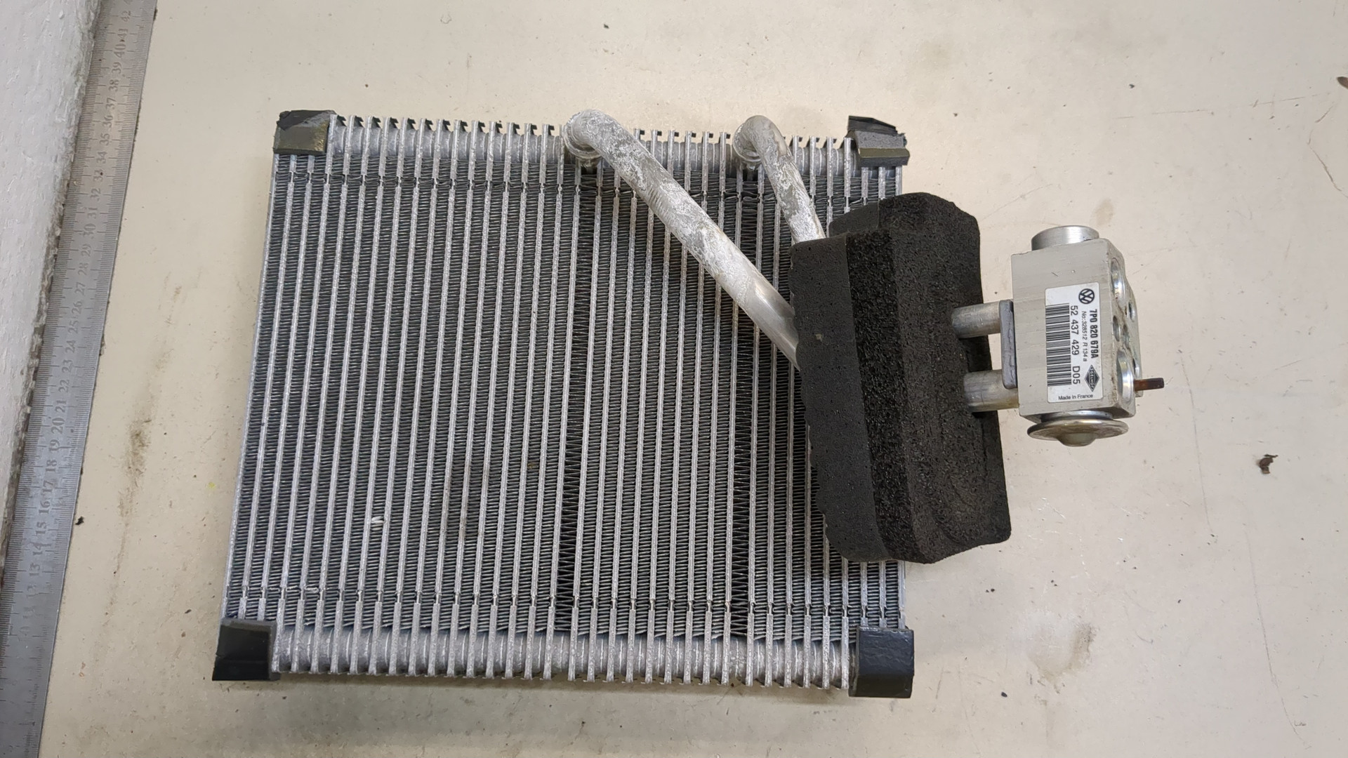 Радиатор кондиционера / конденсер