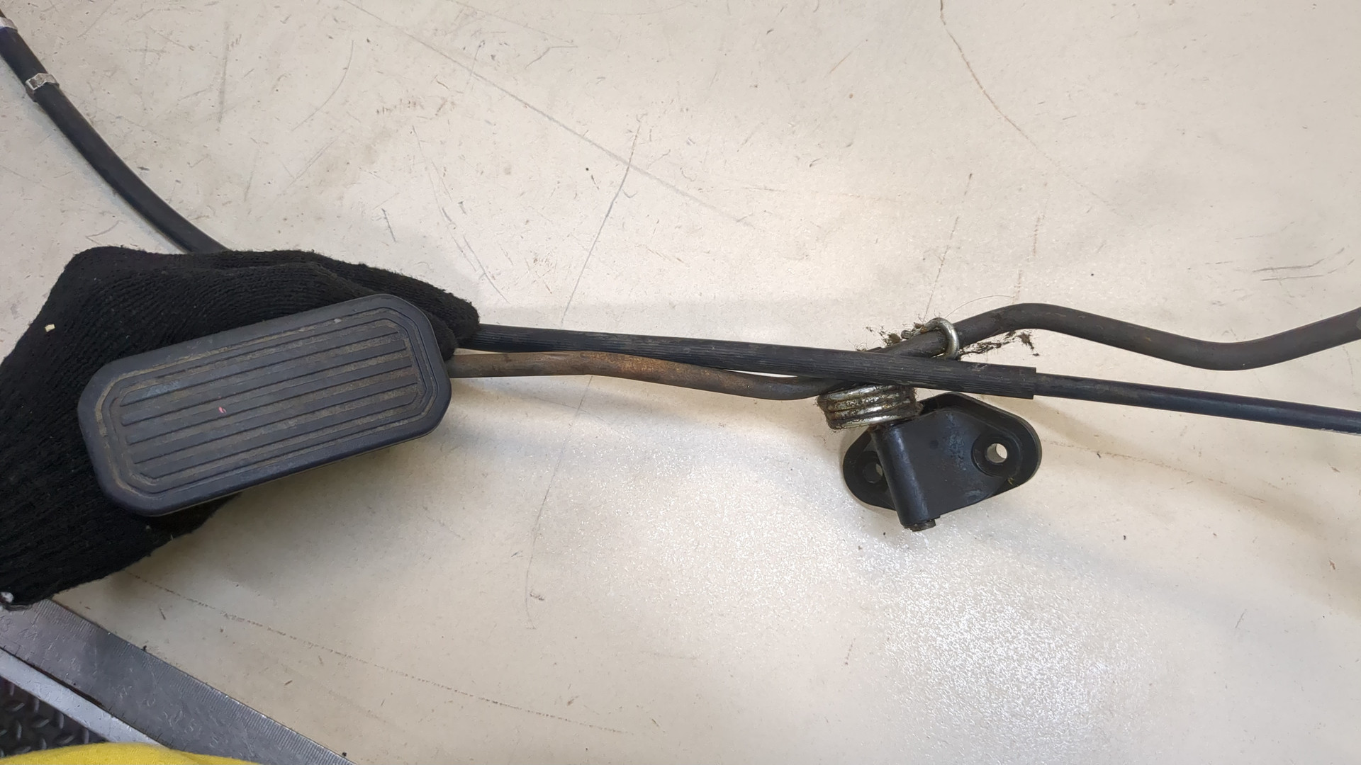 Педаль газа