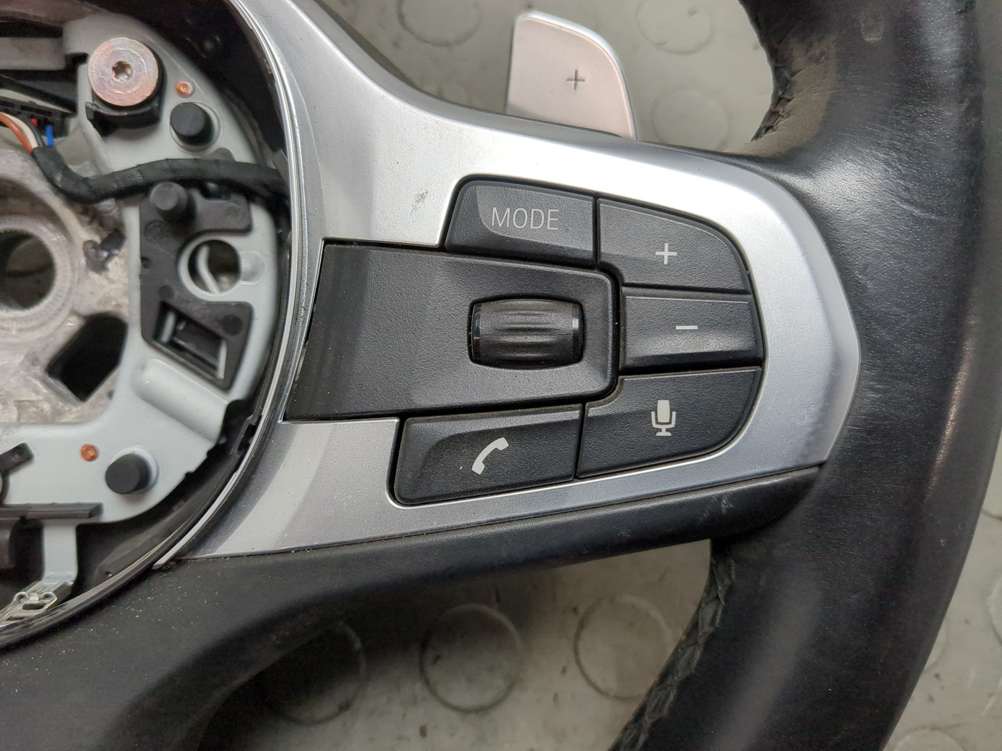 Рулевое колесо (руль)