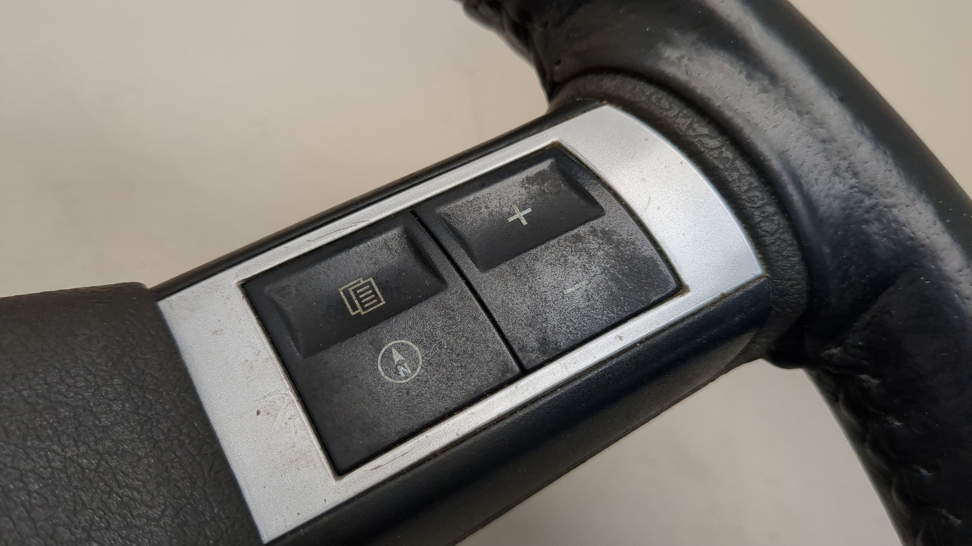 Рулевое колесо (руль)