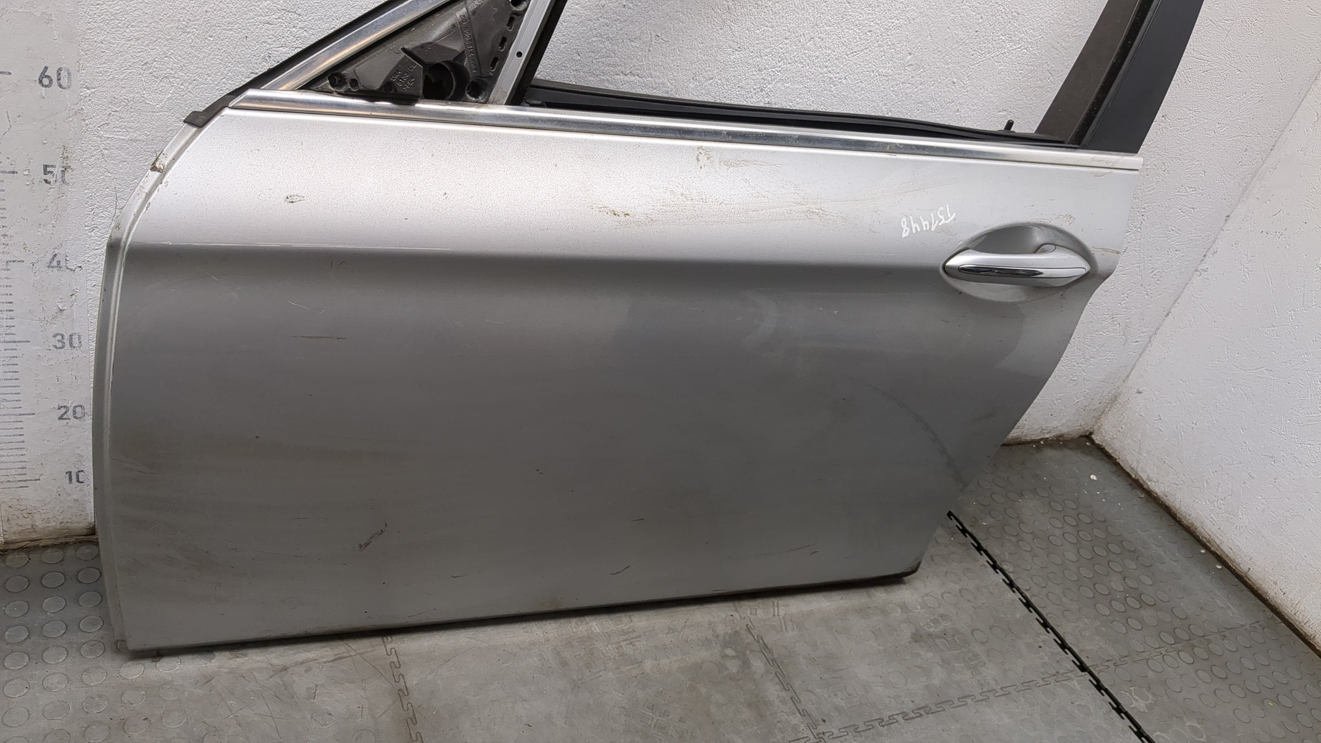 Дверь передняя левая