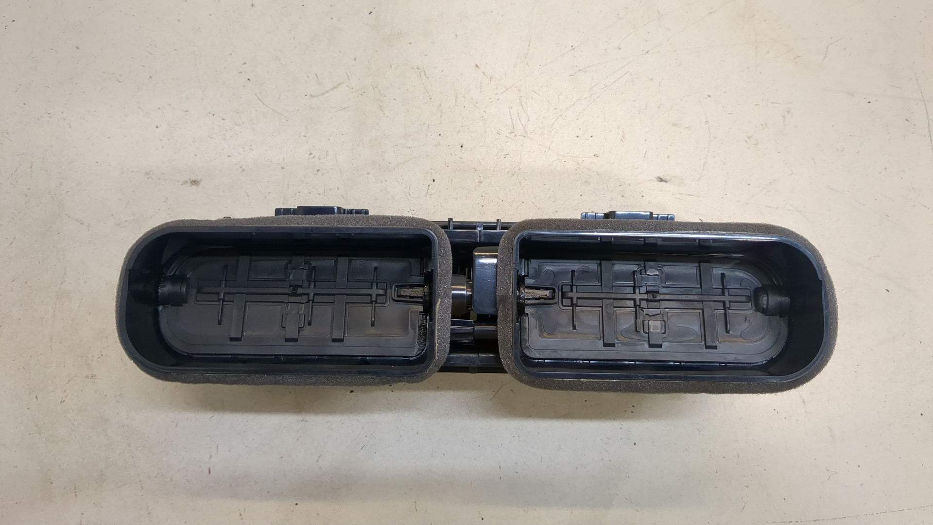 Дефлектор воздушный