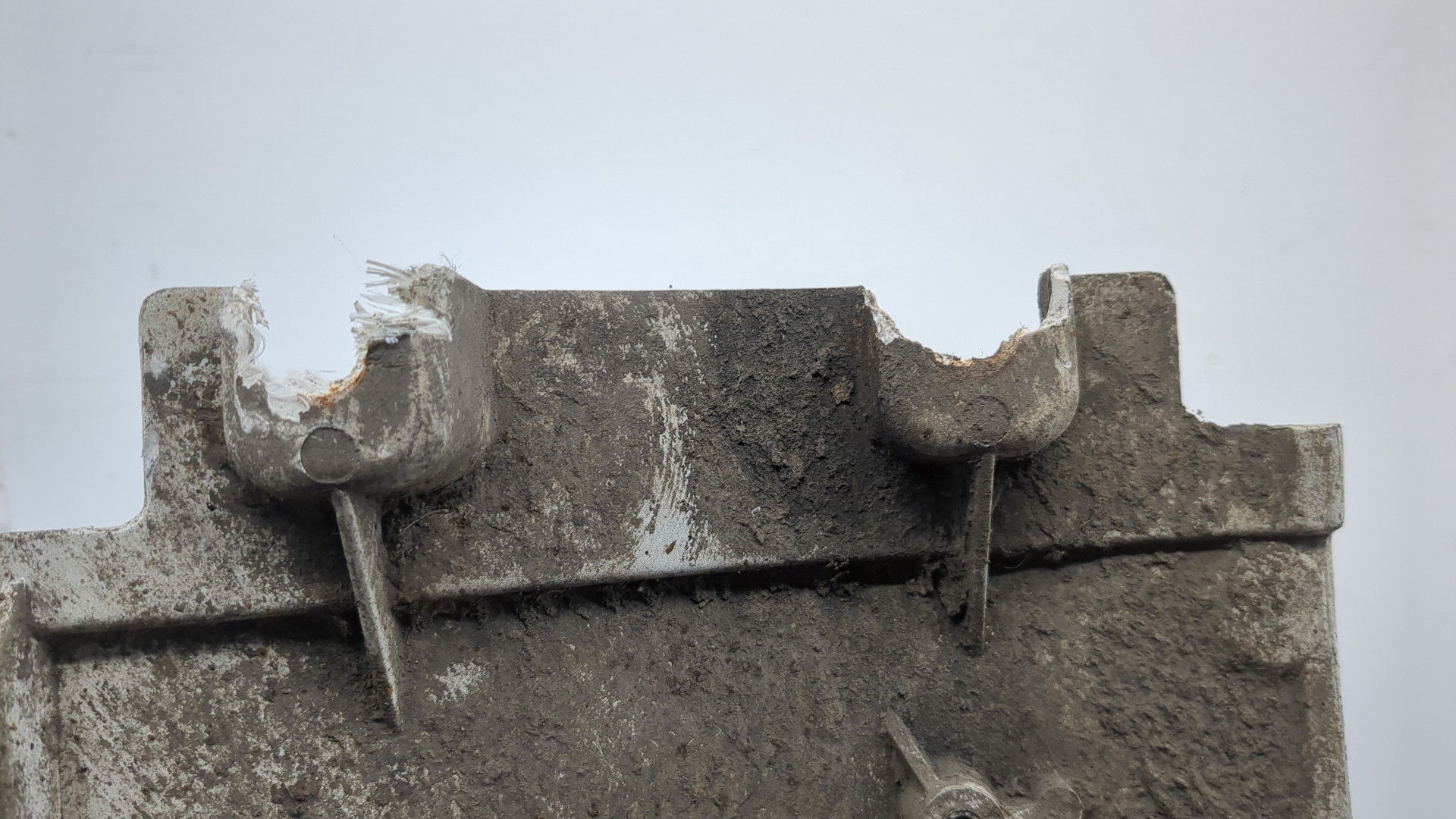 Крыло заднее левое