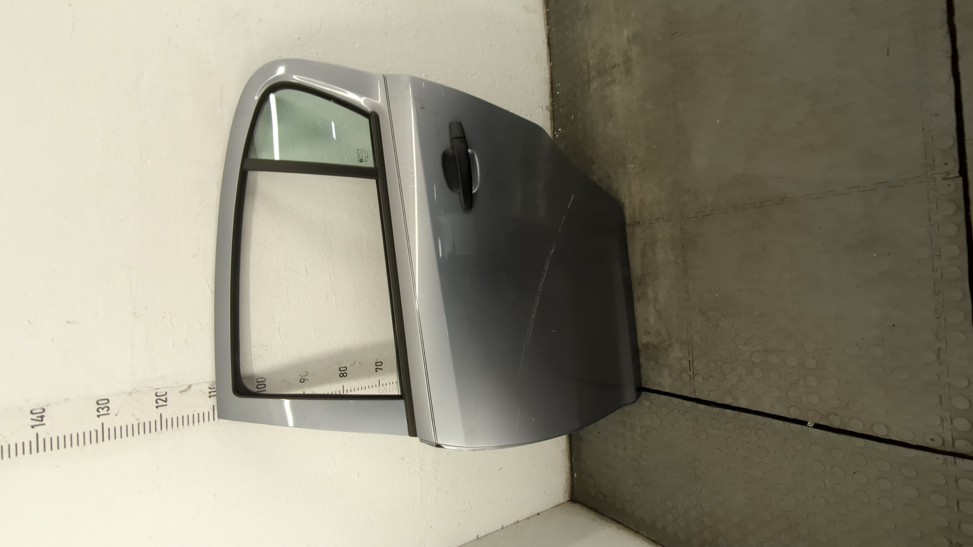 Дверь задняя левая