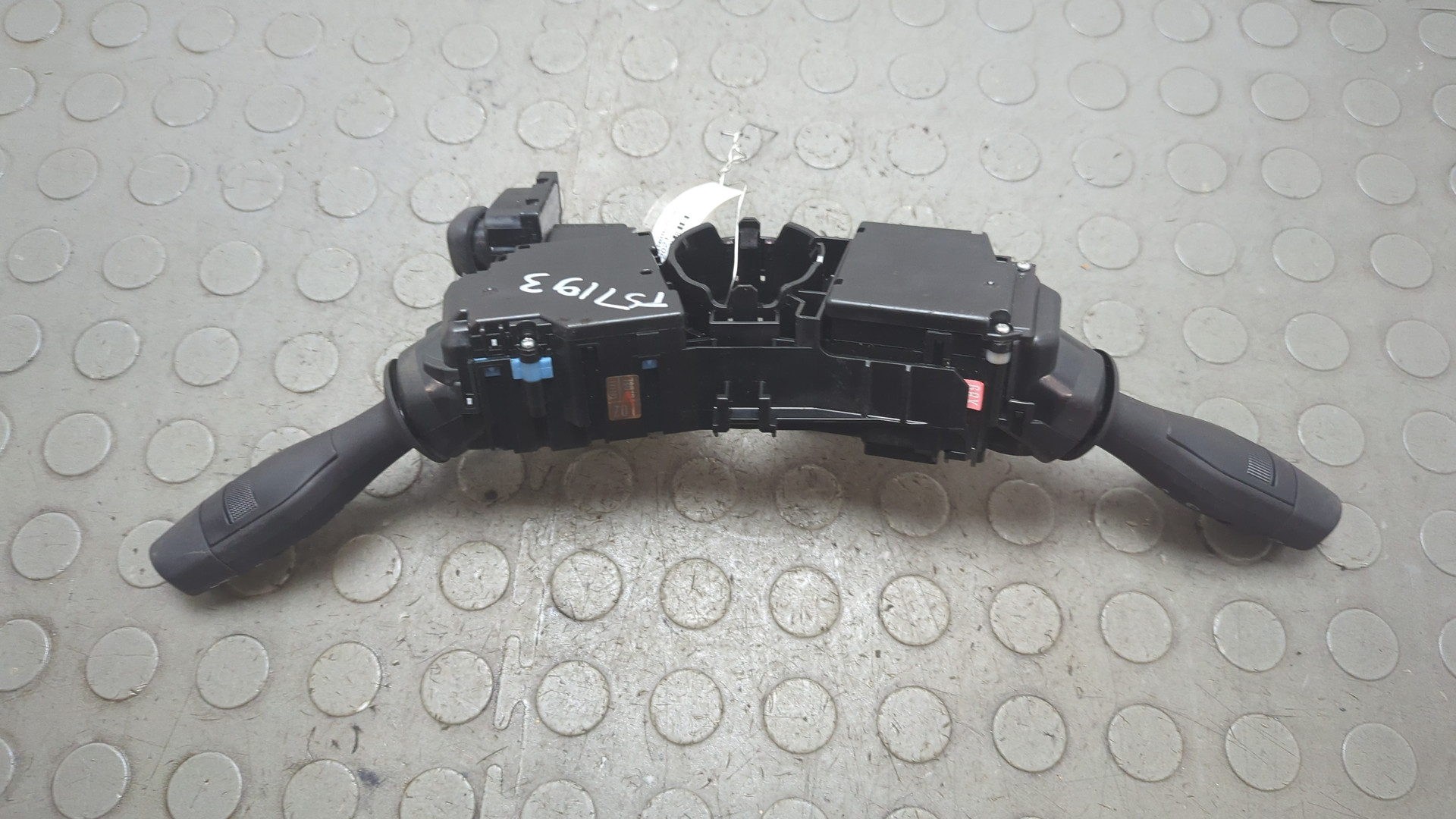 Переключатель подрулевой