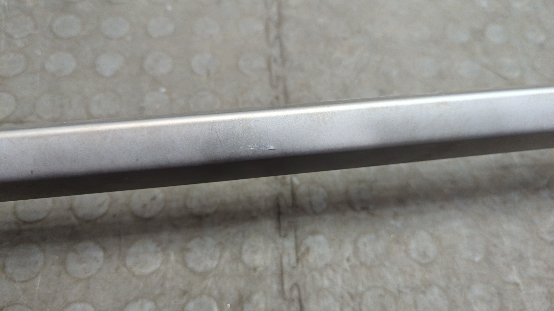 Рейлинг (релинг) правый (планка на крышу)