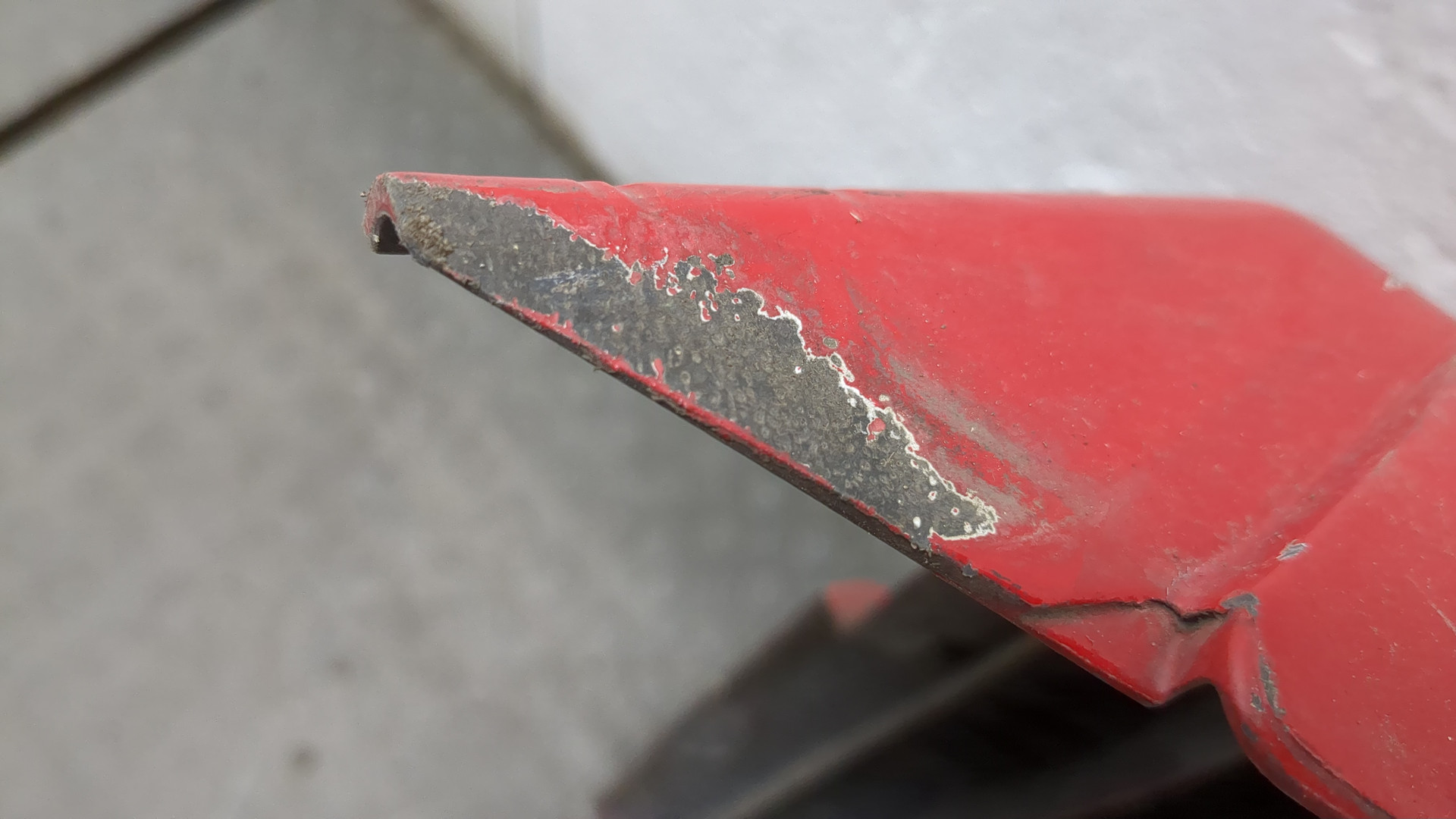 Крыло переднее левое