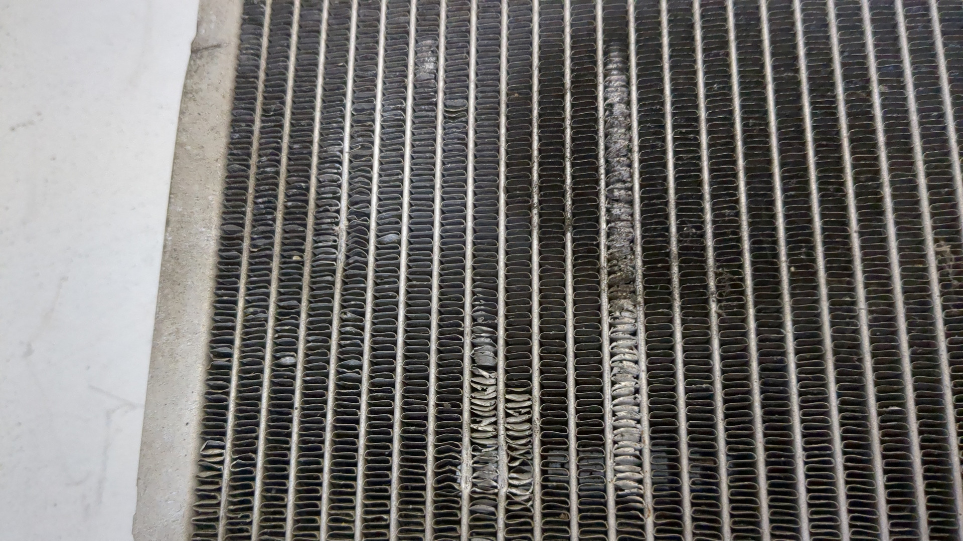 Радиатор охлаждения двигателя основной