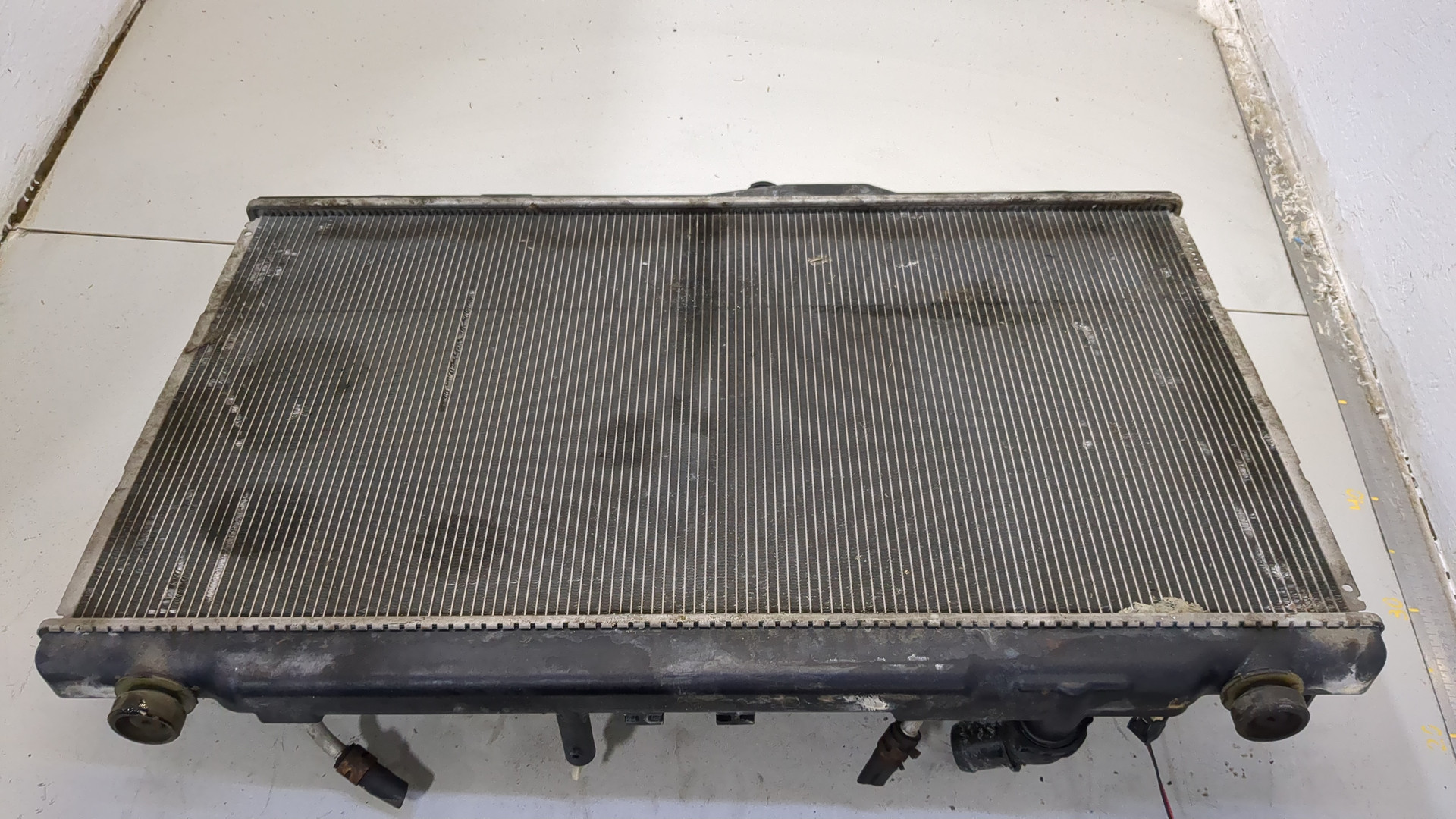 Радиатор охлаждения двигателя основной