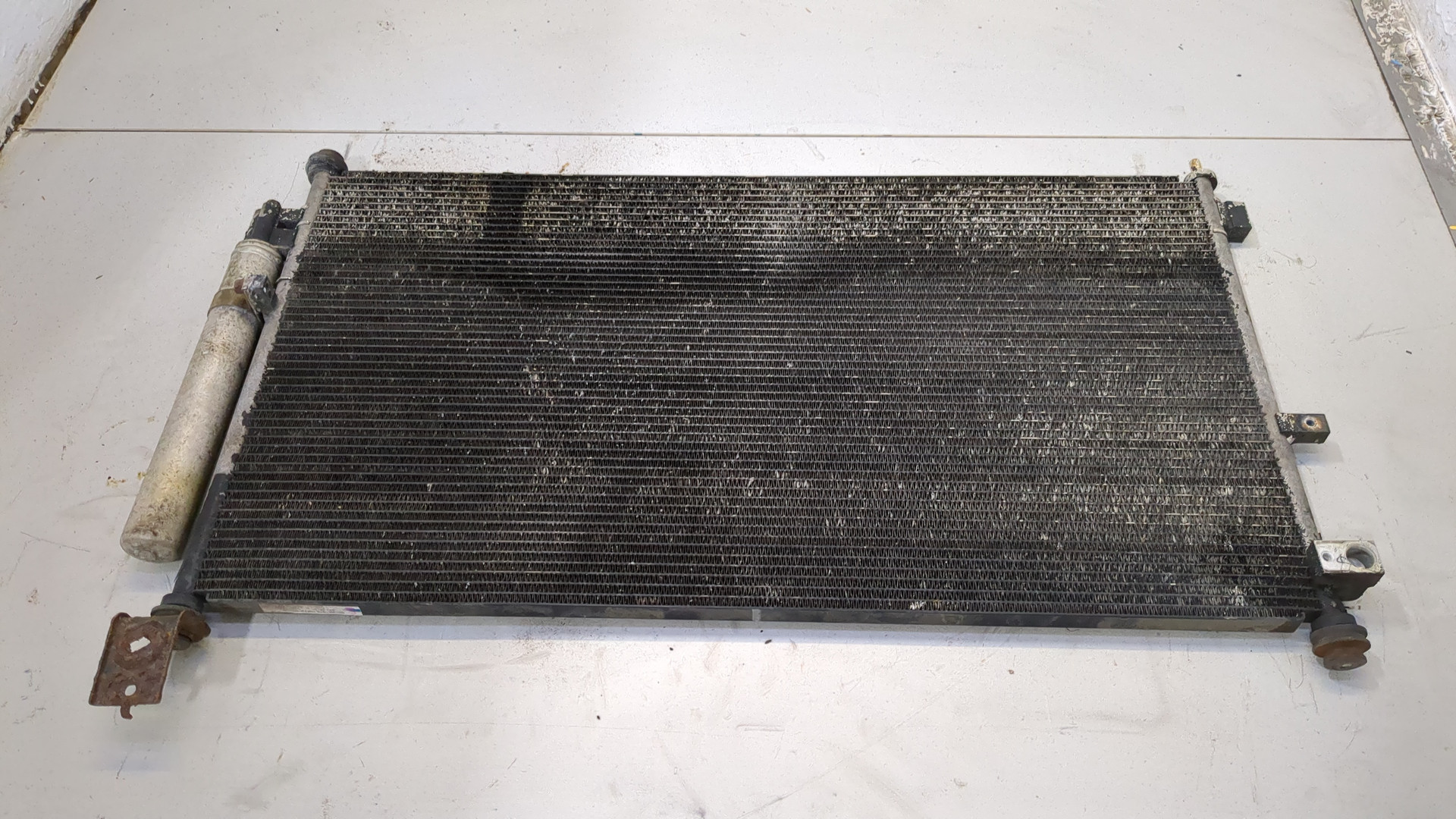 Радиатор кондиционера / конденсер