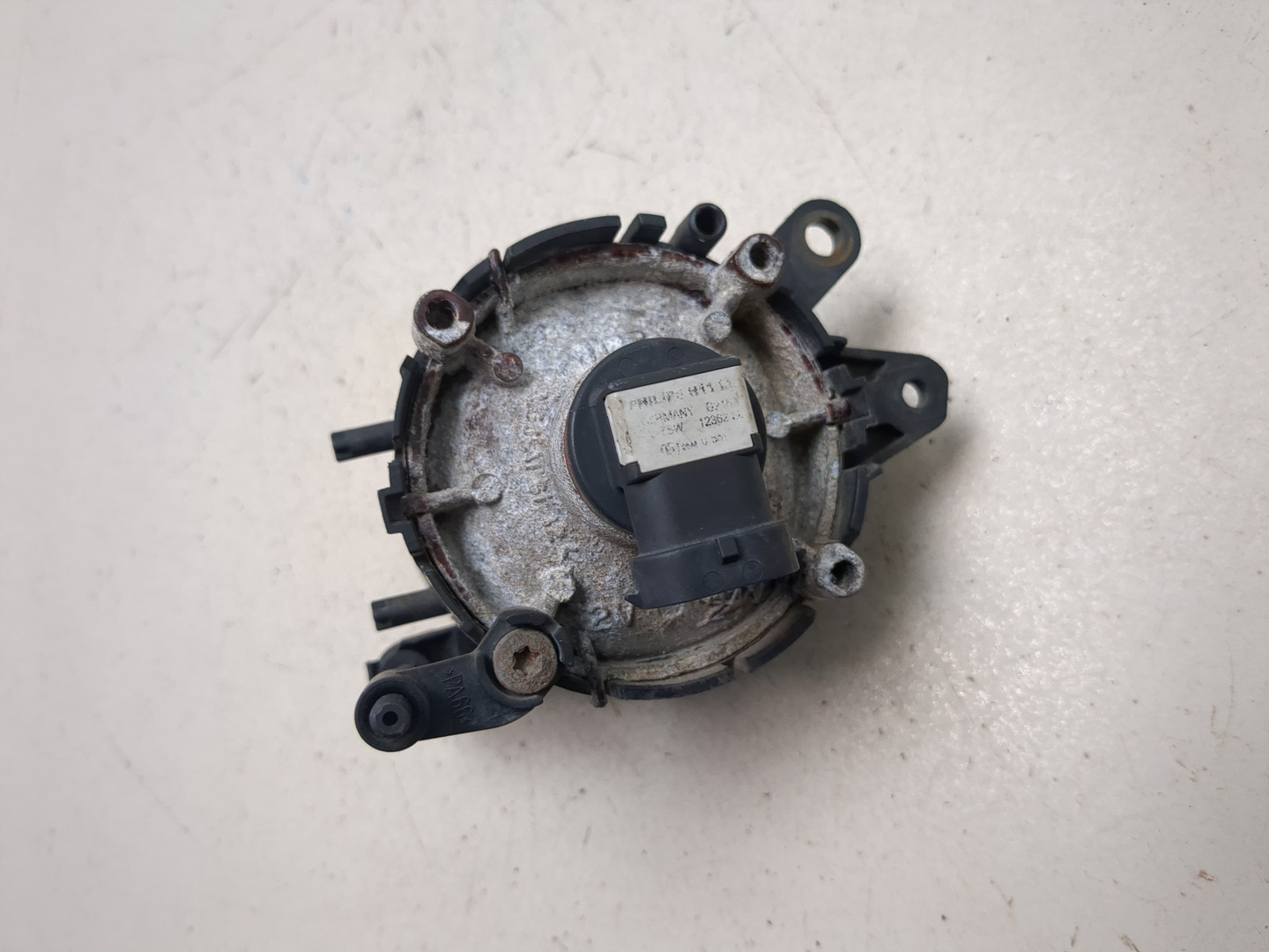 Фара противотуманная правая