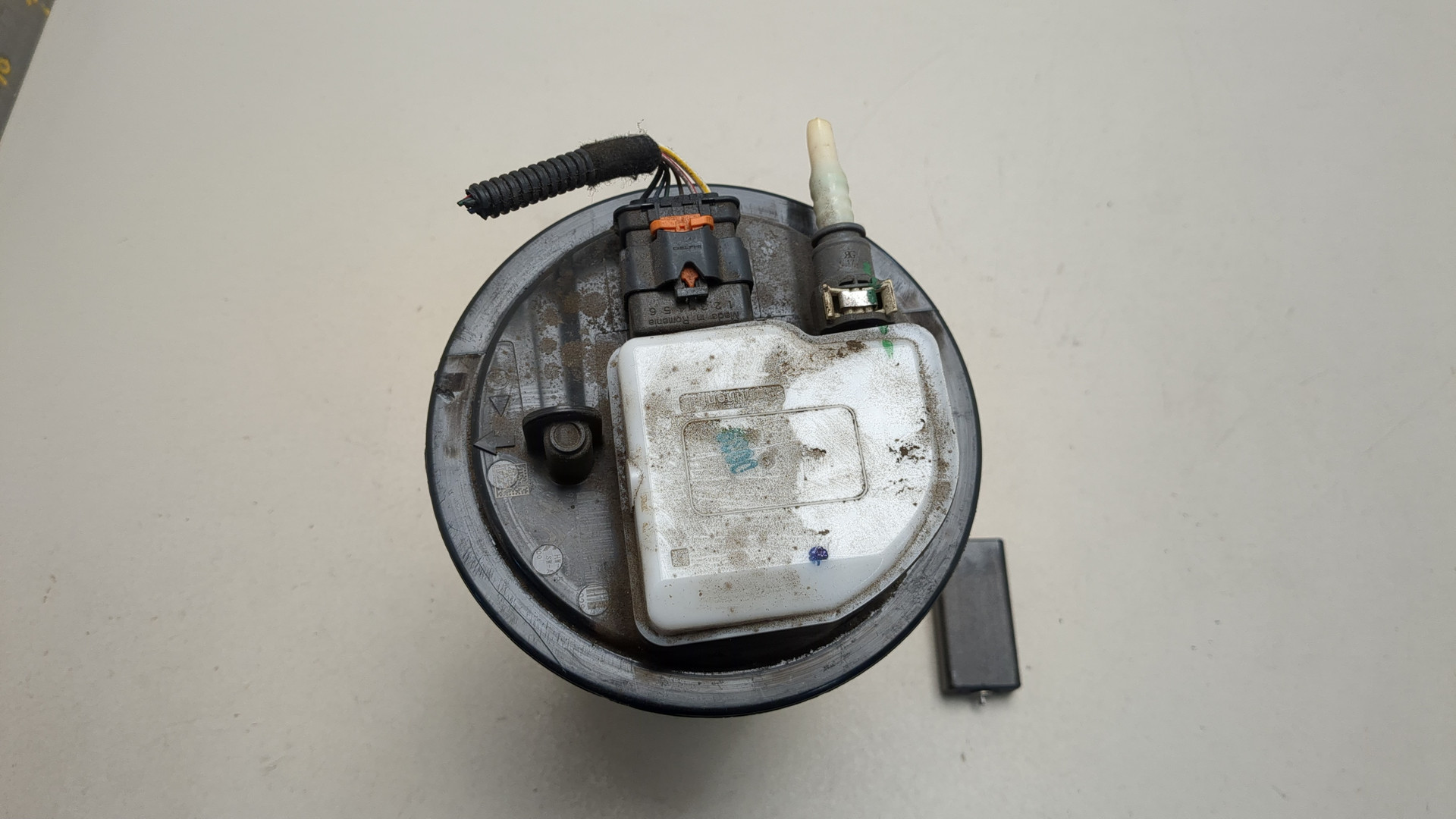 Насос топливный электрический