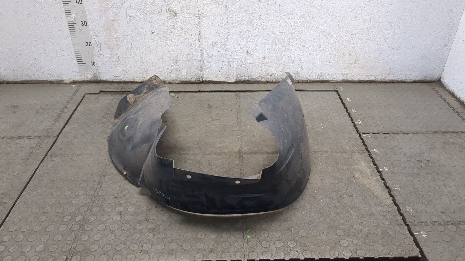 Локер передний левый