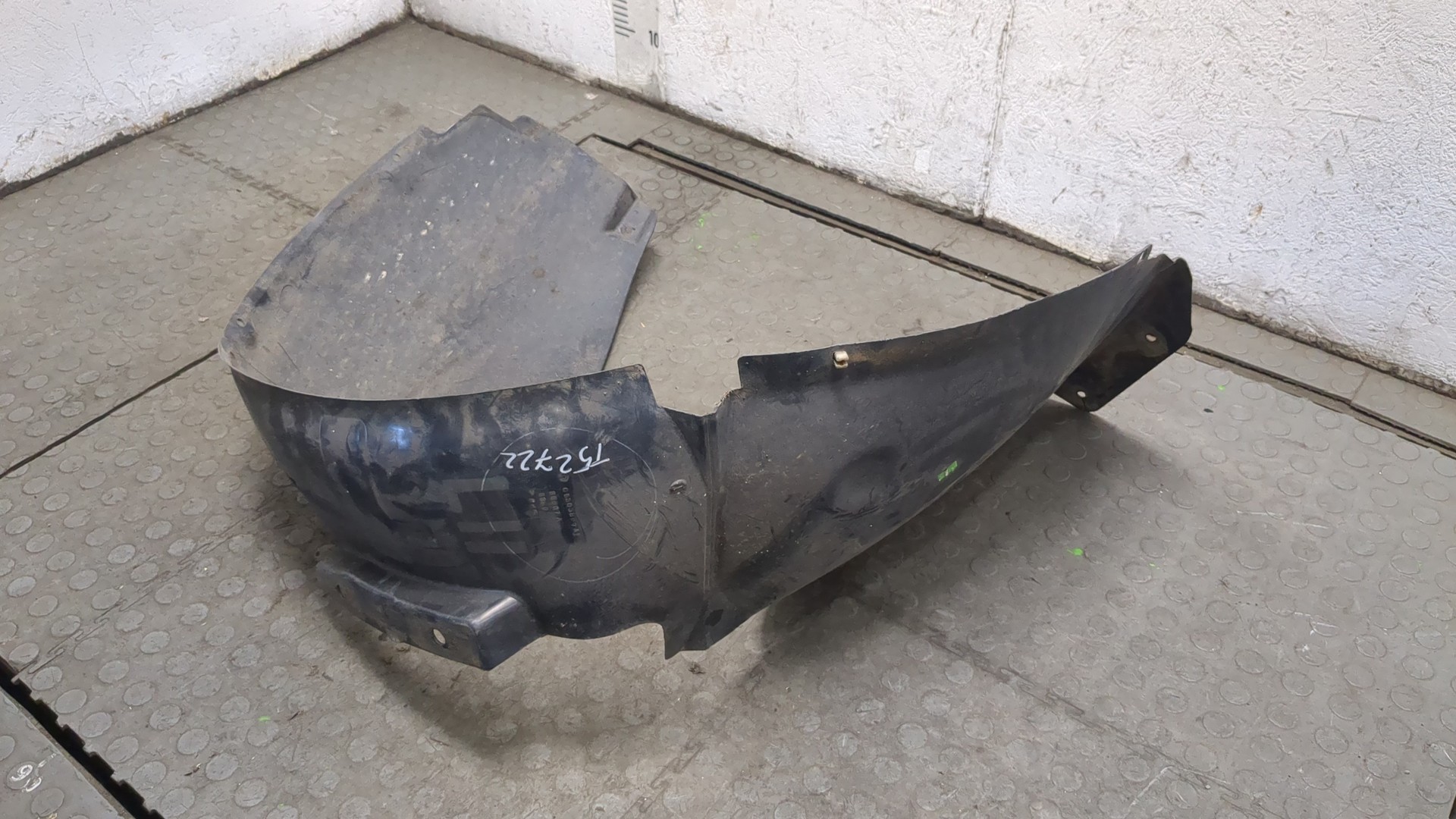 Локер передний левый