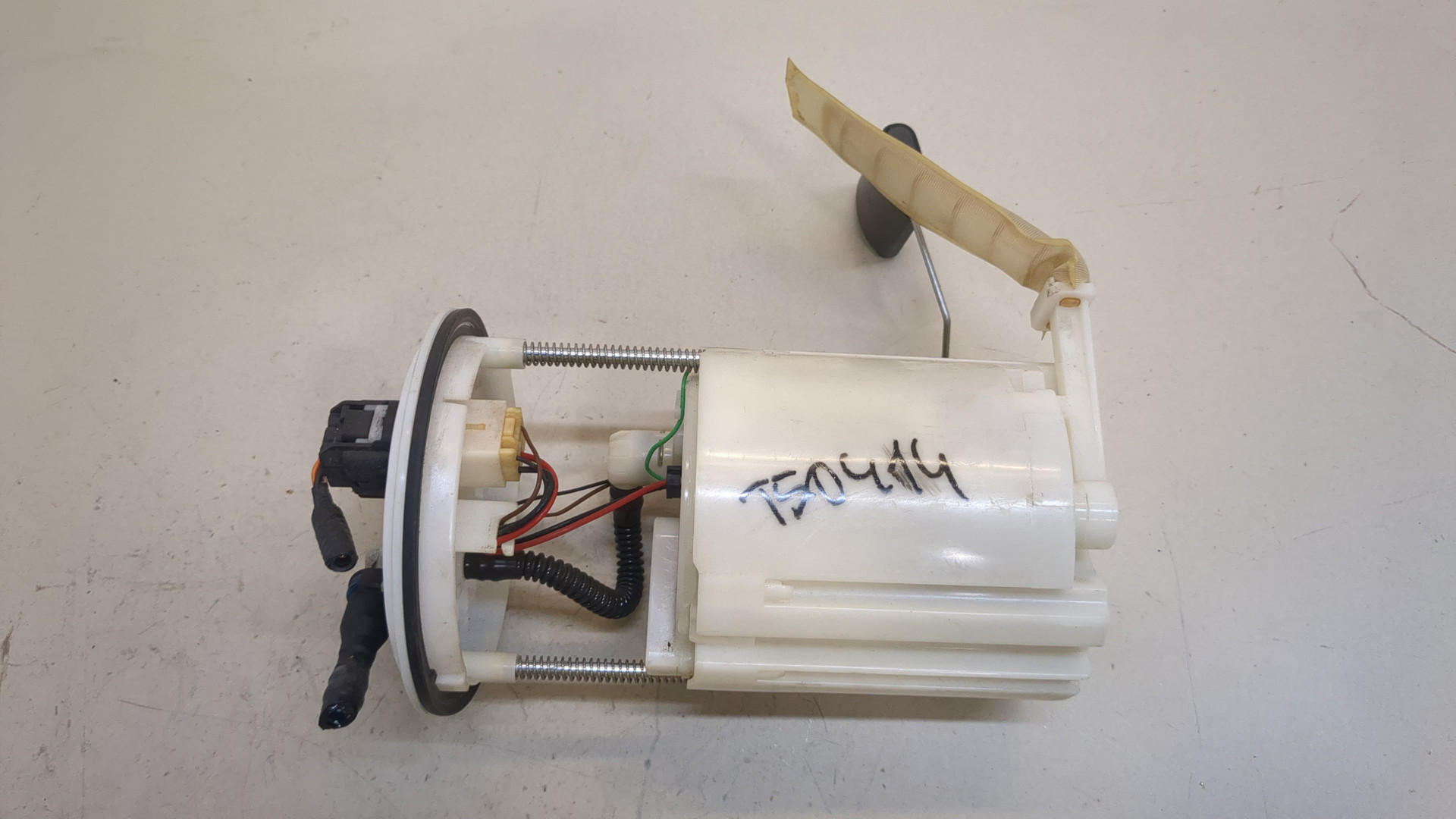 Насос топливный электрический